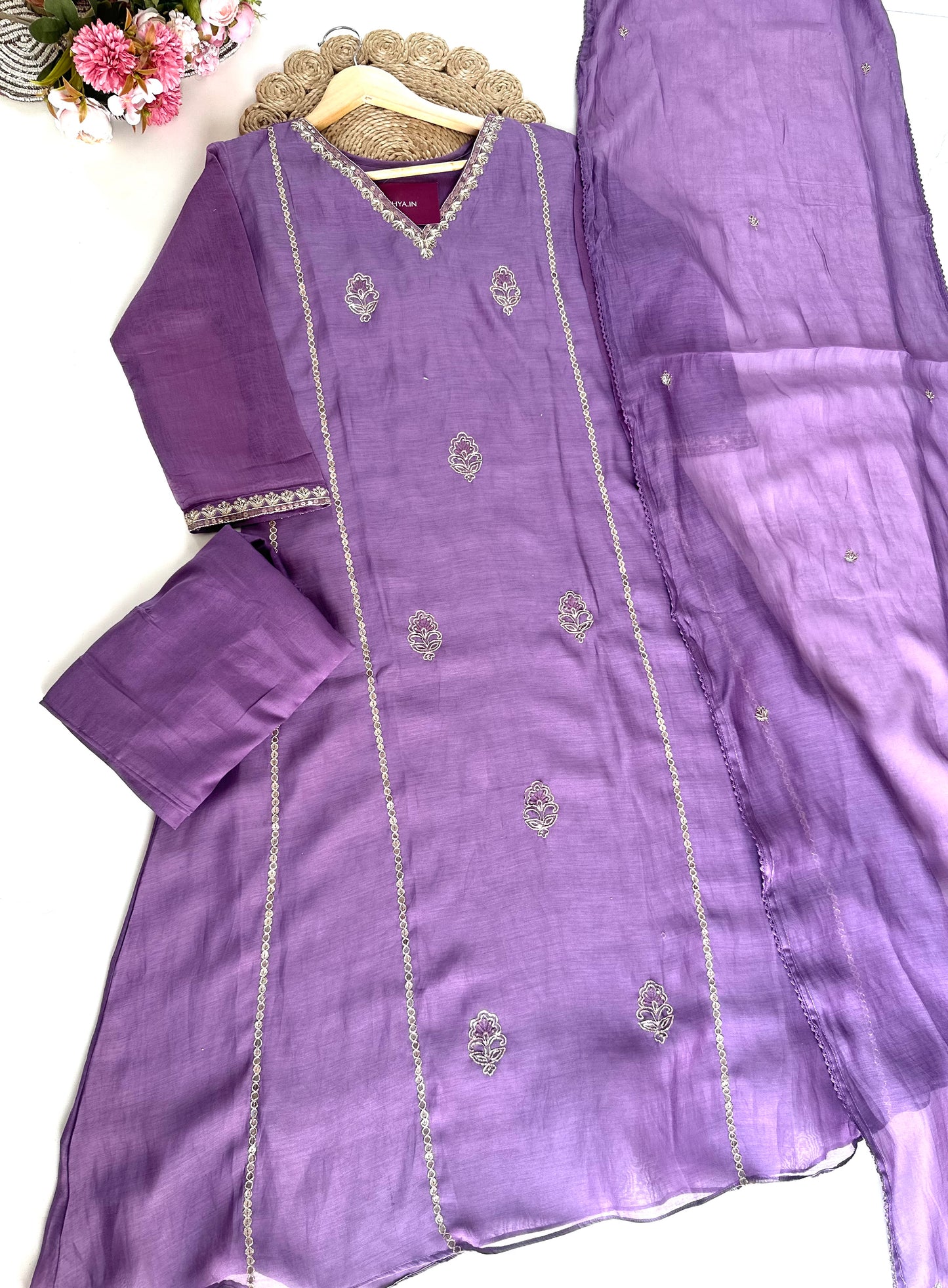 K022 - Mul Chanderi Zardosi work Aline Kurti with pants and dupatta .