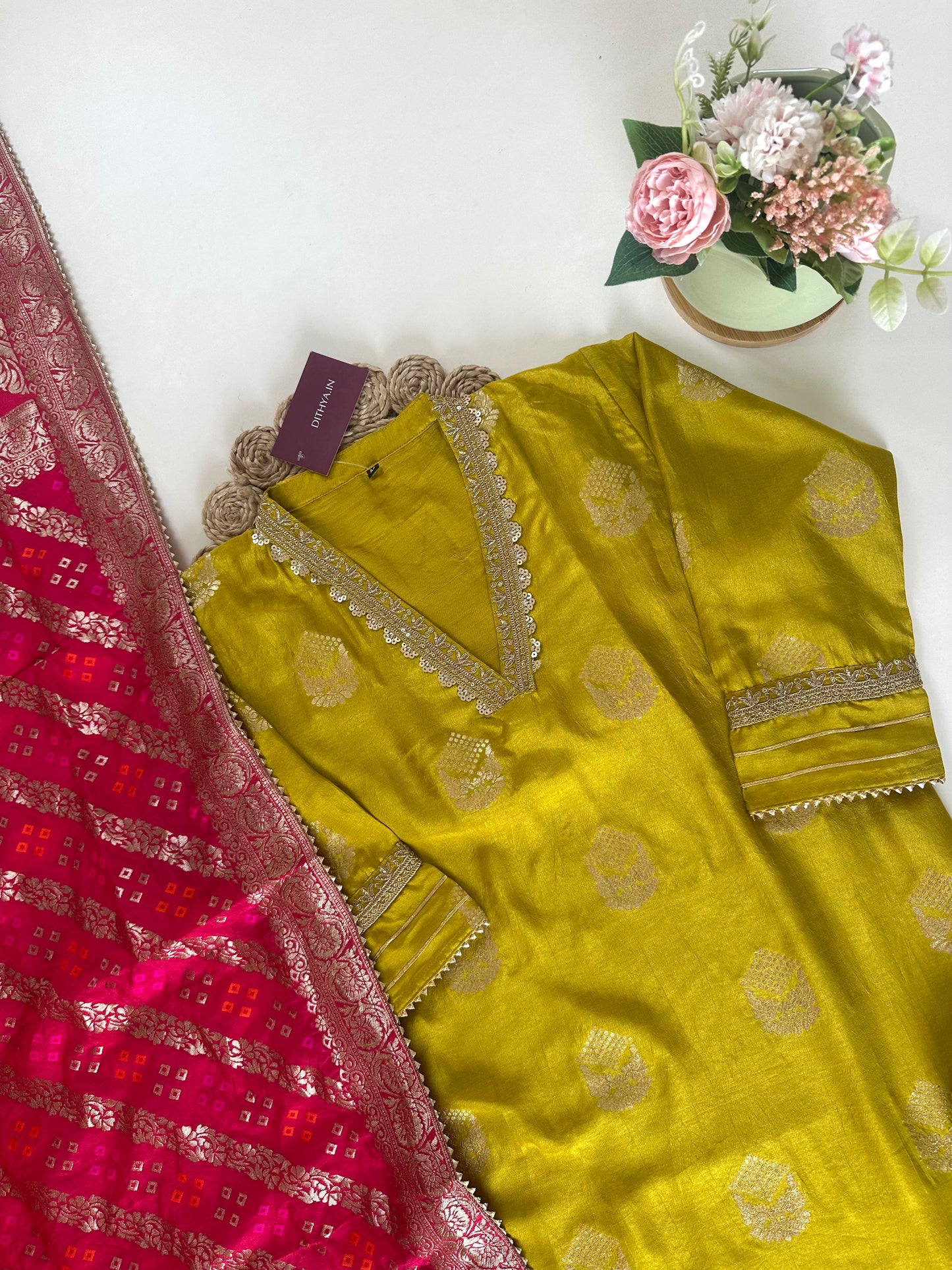 K164 - Dola silk Jacquard collar neck straight kurti with pants and Banarasi silk dupatta.