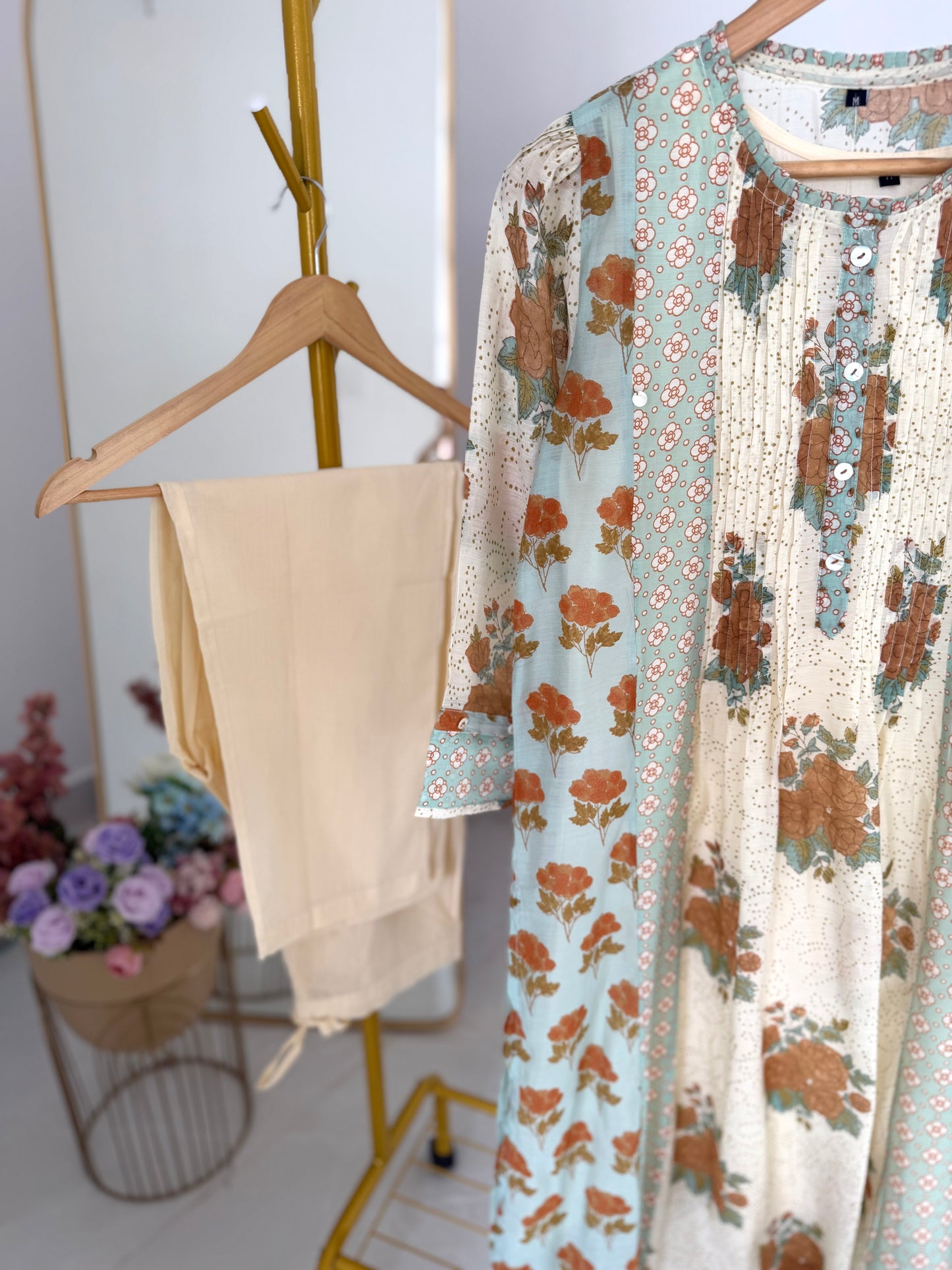 K254 - Viscose organza printed Aline Kurti with pants