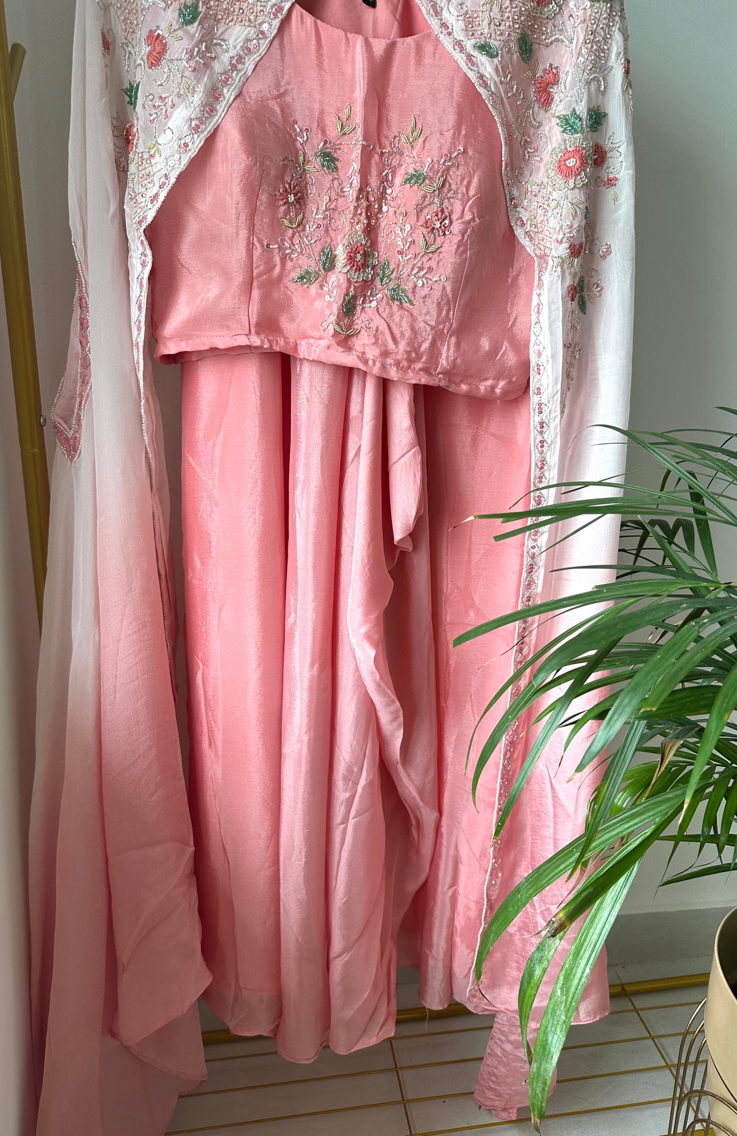 K035 - Chinnon handwork Crop top cape and cowl skirt