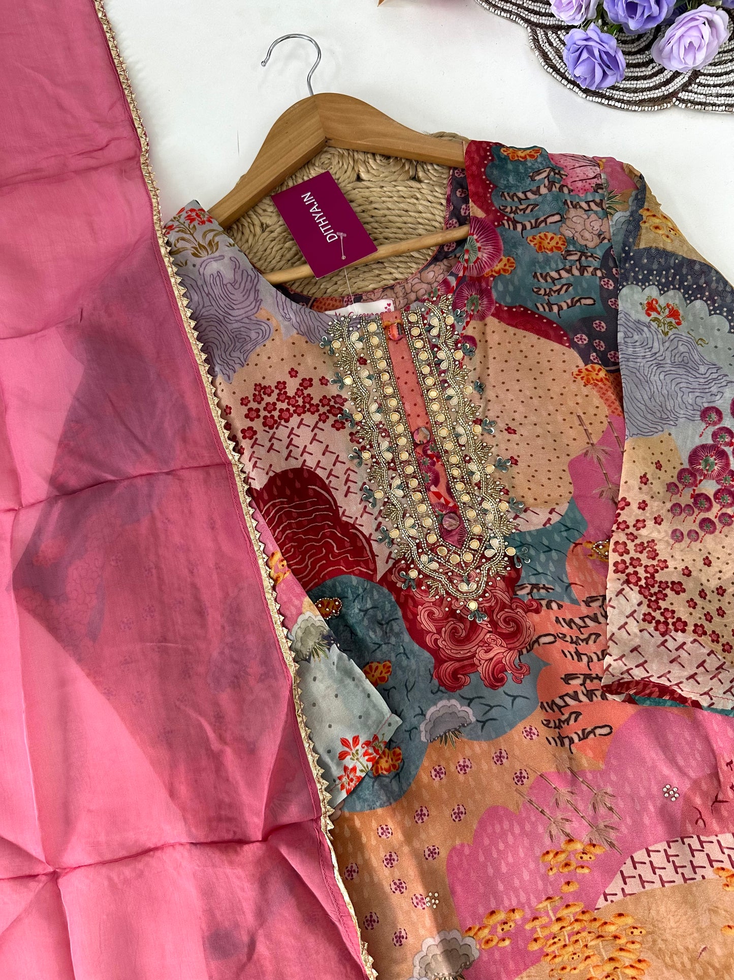 D077 -Muslin silk straight kurti with pants and dupatta