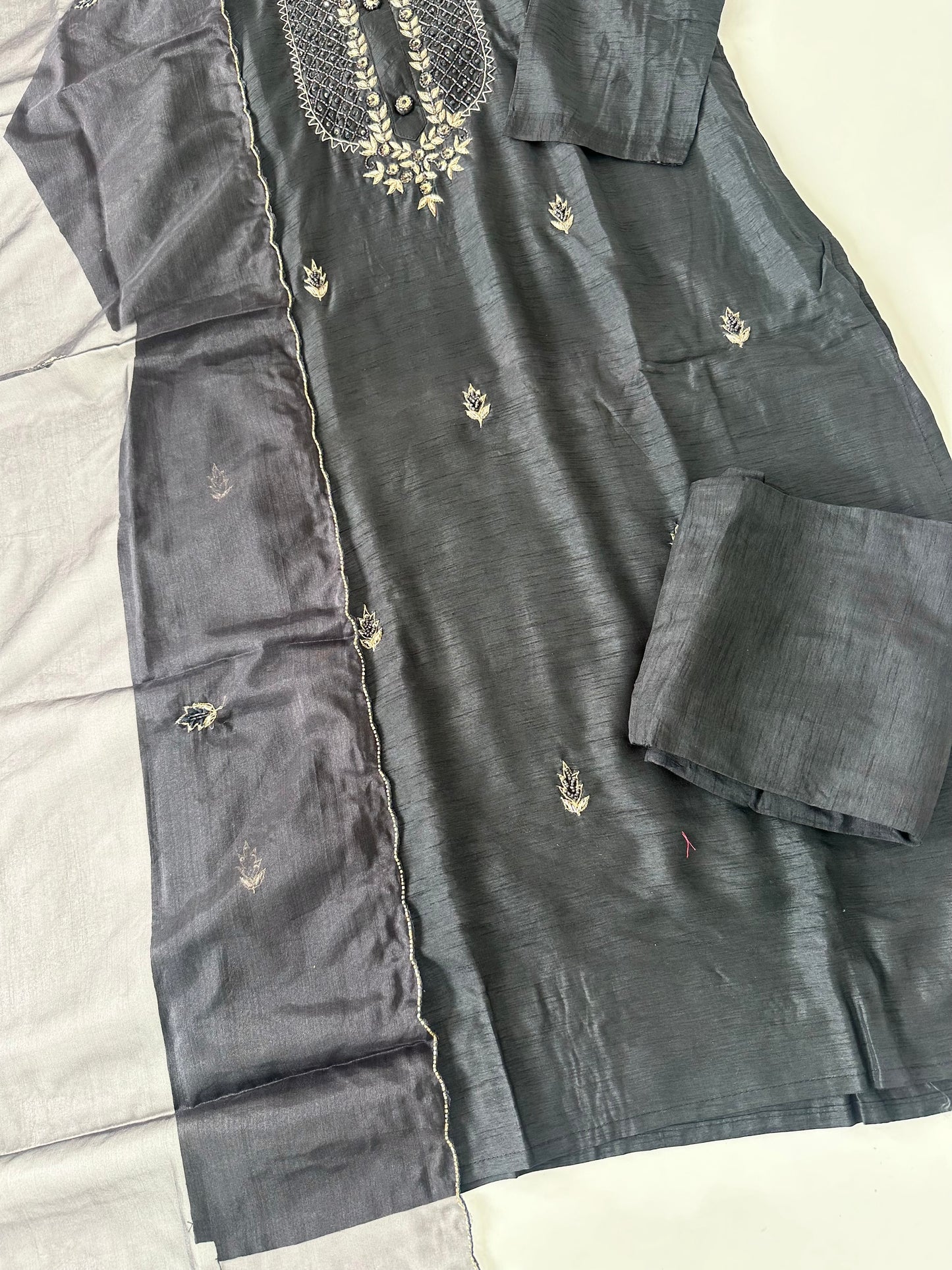 D292 - Dola silk straight kurti with pants and dupatta