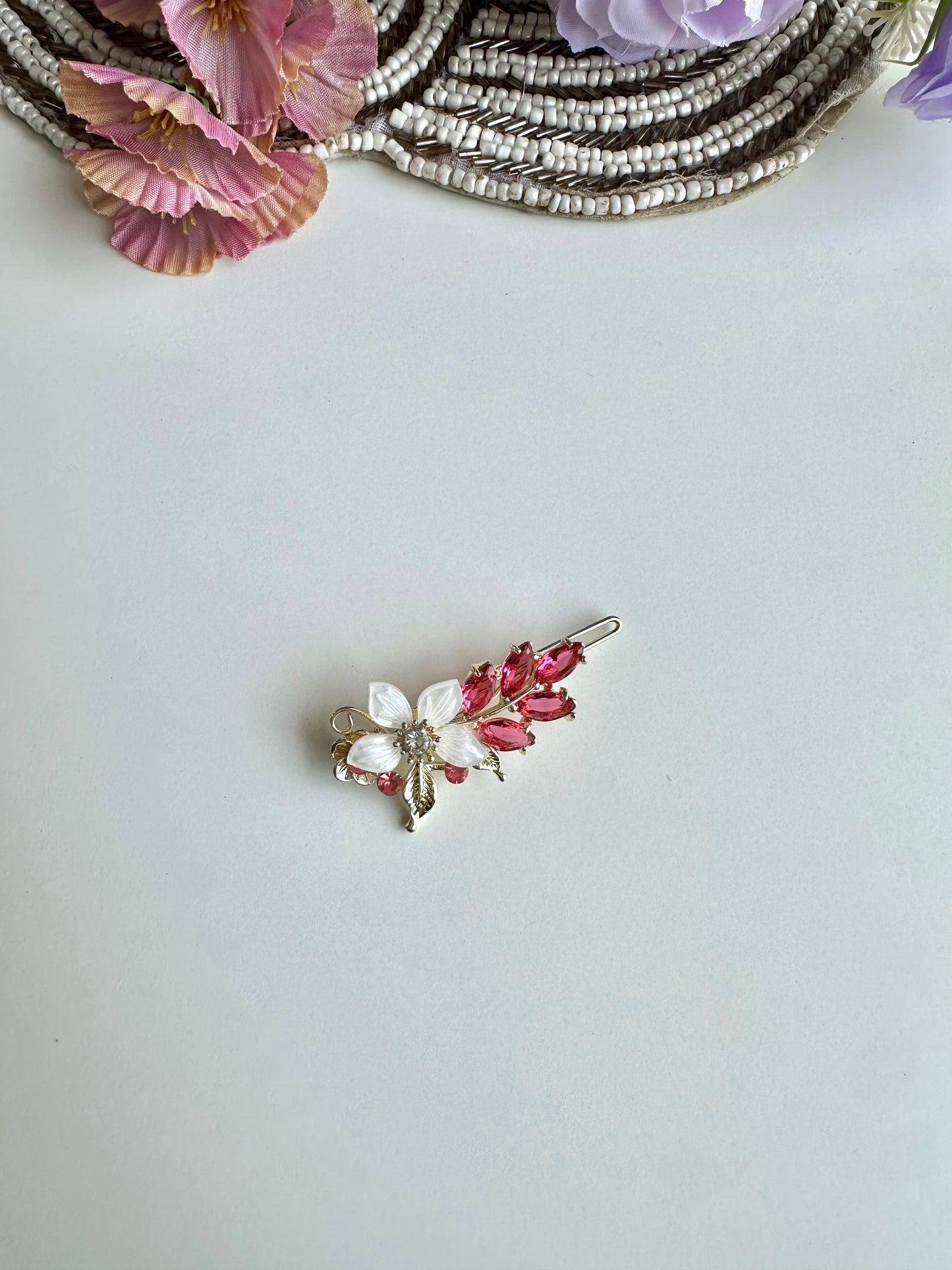 A025 - Designer hair pin ( per piece )