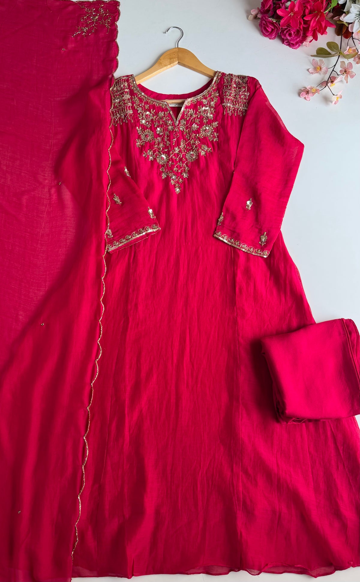 K625 - Mul chanderi handwork aline Kurti with pants and dupatta