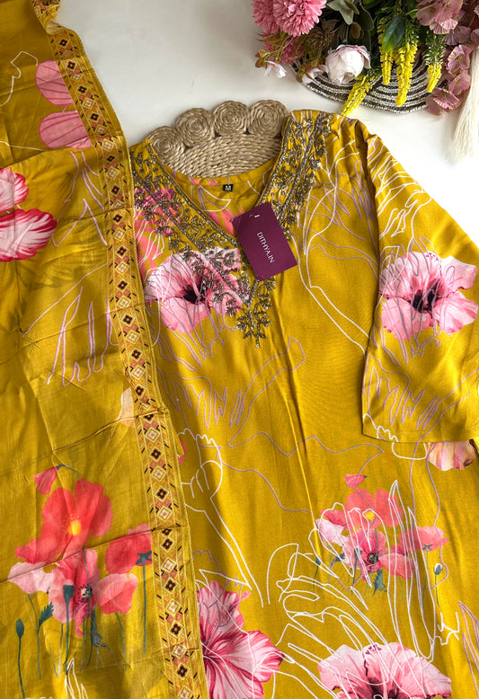 D431 - Muslin straight Kurti with pants and dupatta