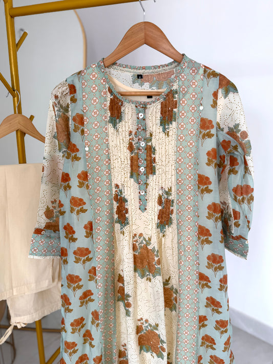 K254 - Viscose organza printed Aline Kurti with pants