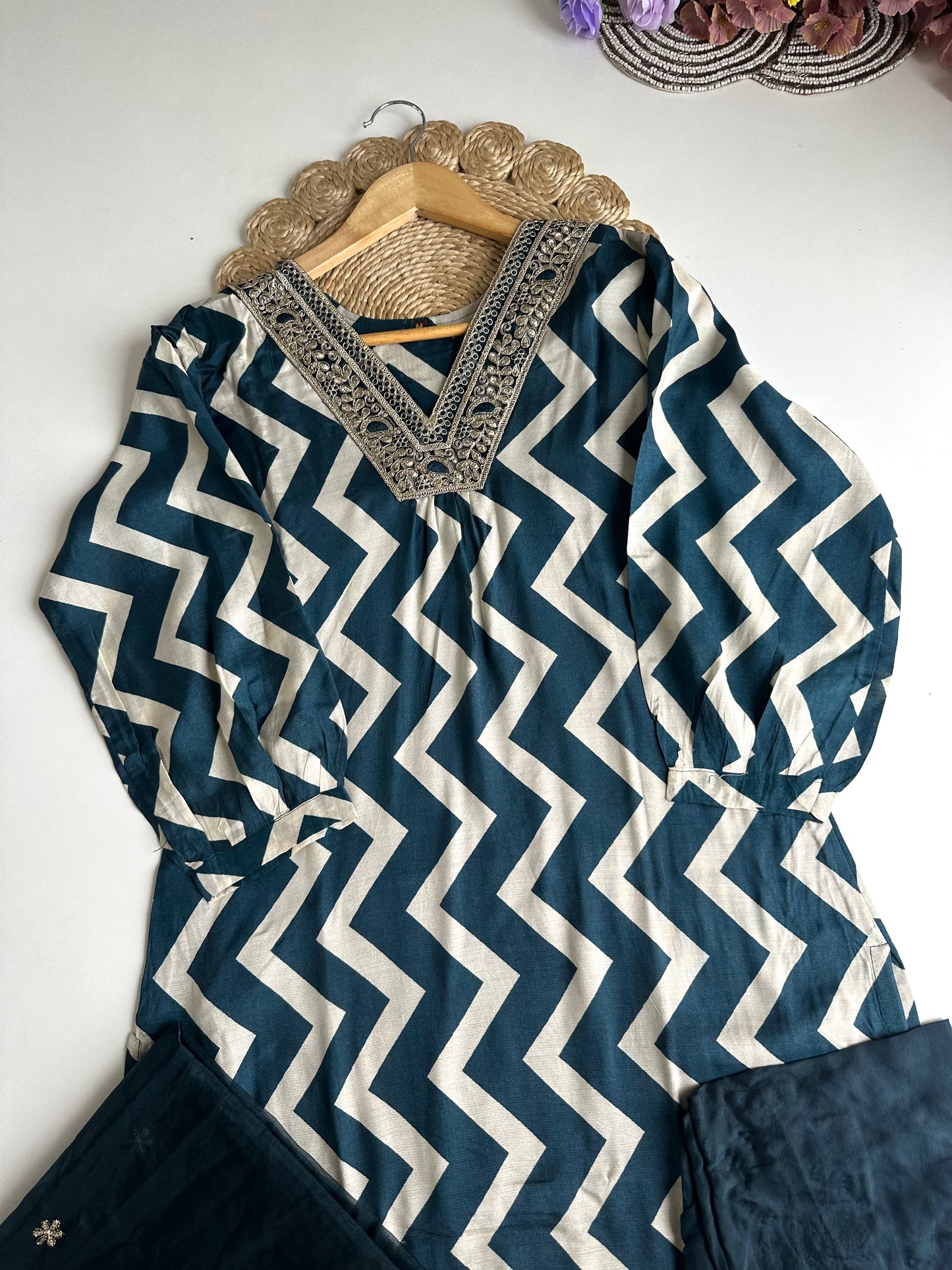 D195 - Russian silk straight kurti with pants and dupatta