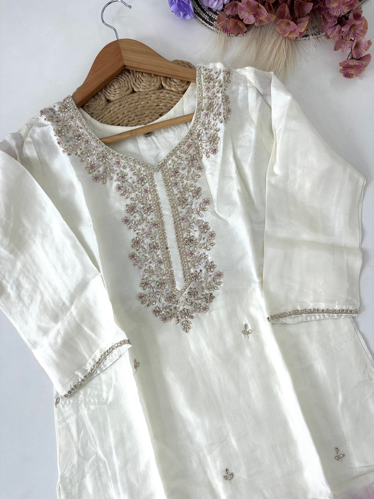 D202 - Dola silk straight kurti with pants and dupatta