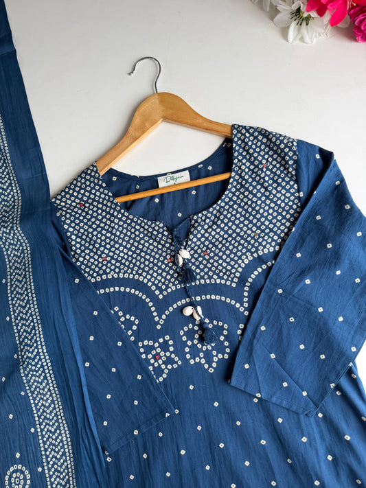 K643 - Mul cotton bandhini straight Kurti with pants and dupatta