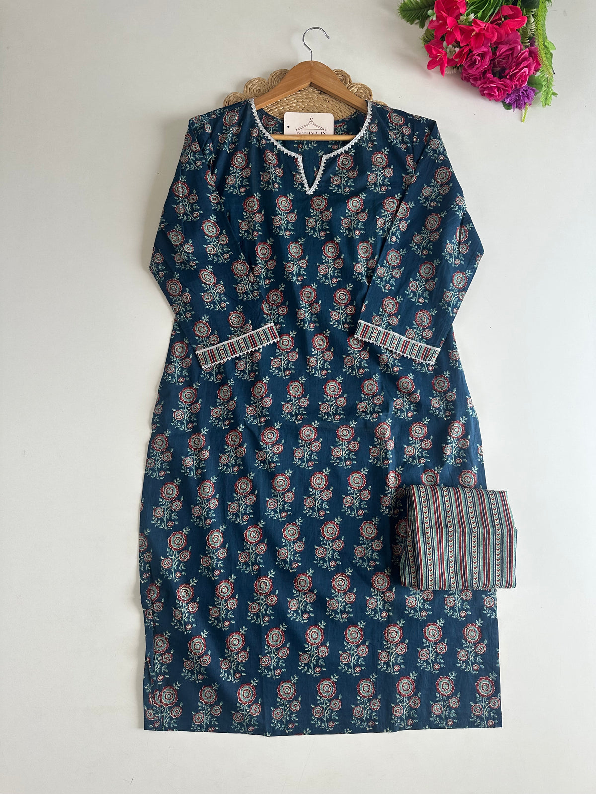 D727-Cotton straight Kurti with pants