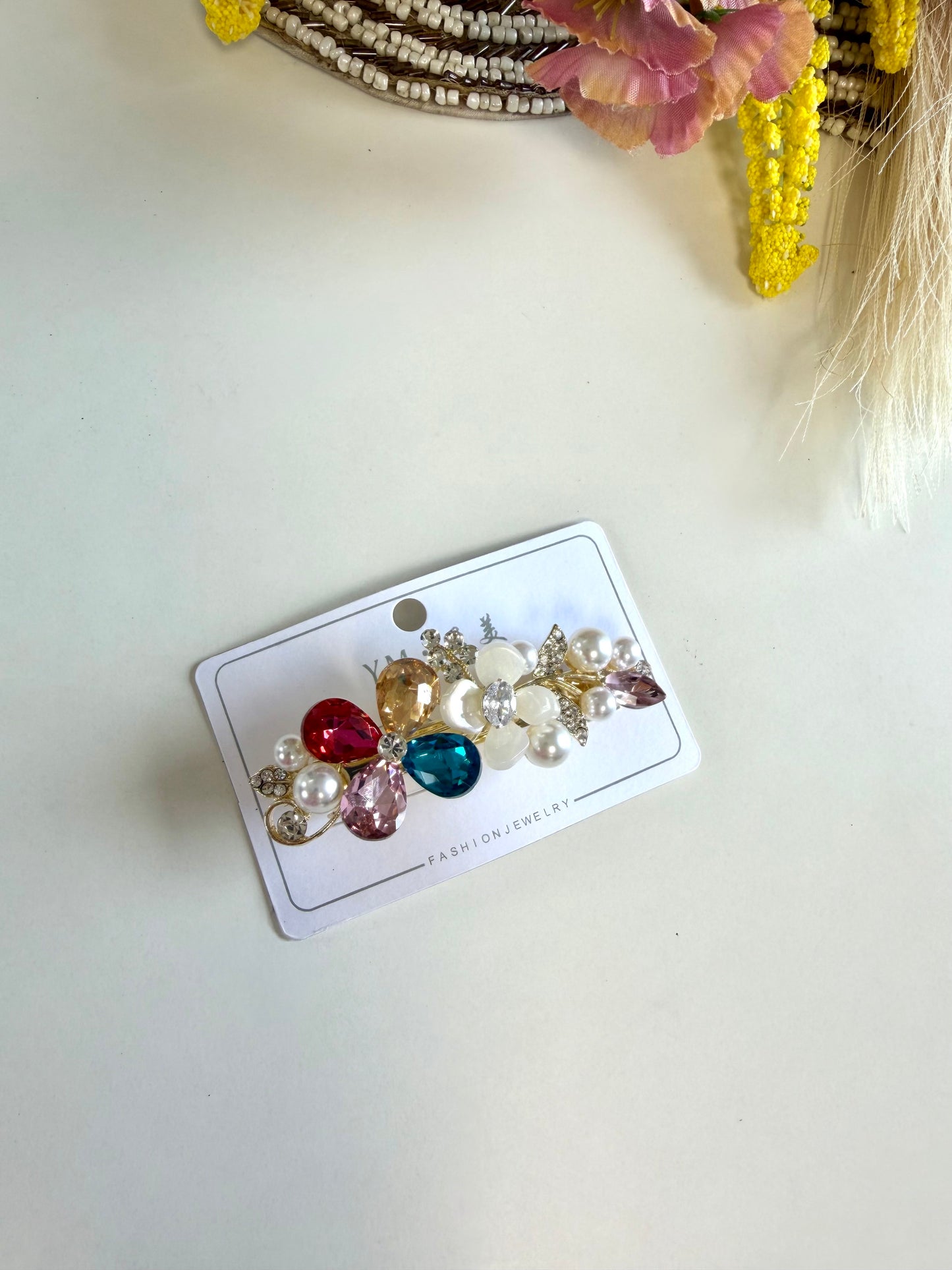 A046 - Designer stone hair clip