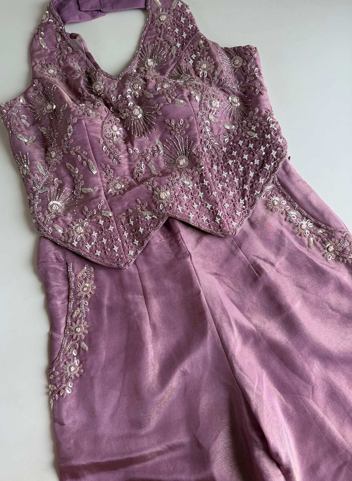 K533 - Tissue silk handwork crop top with divider pants in 3 colours