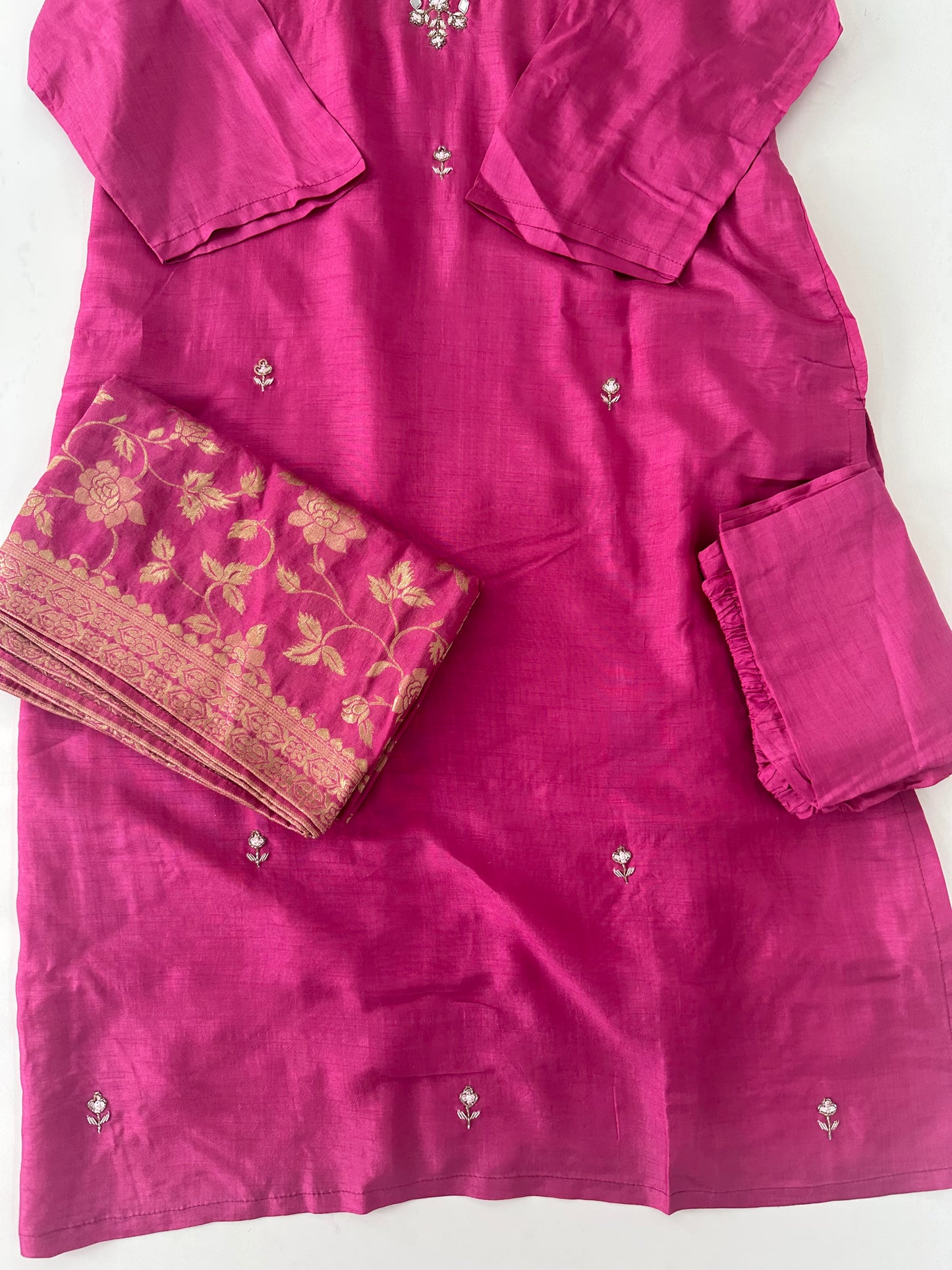 D232 - Dola silk straight kurti with pants and dupatta