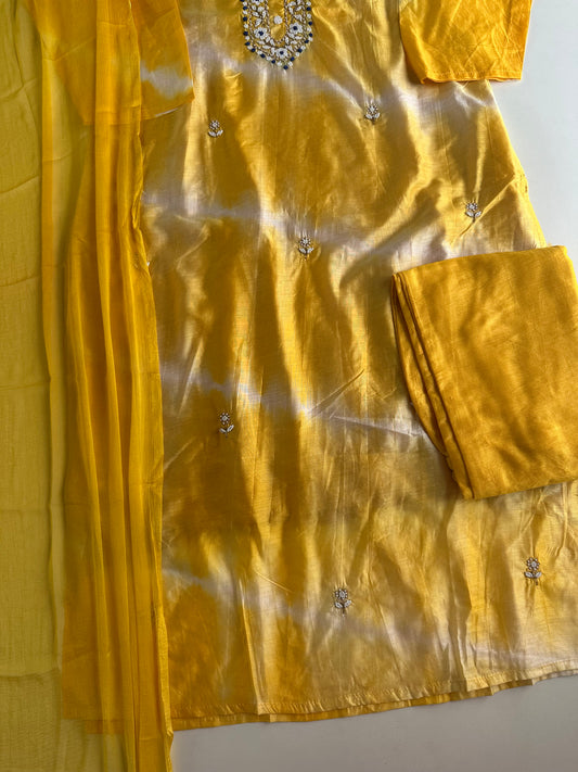D282 - Dola silk straight kurti with pants and dupatta