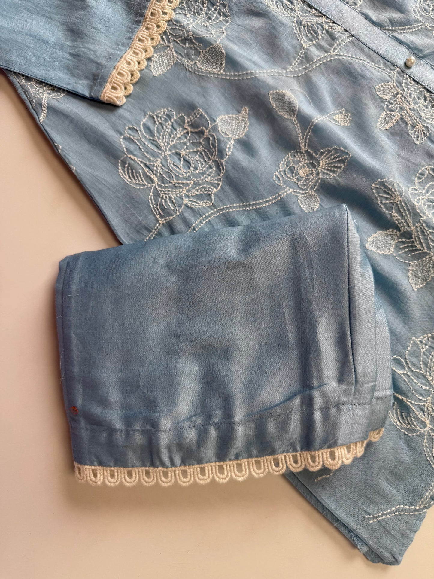 K606 - Mul chanderi embroidered coord set