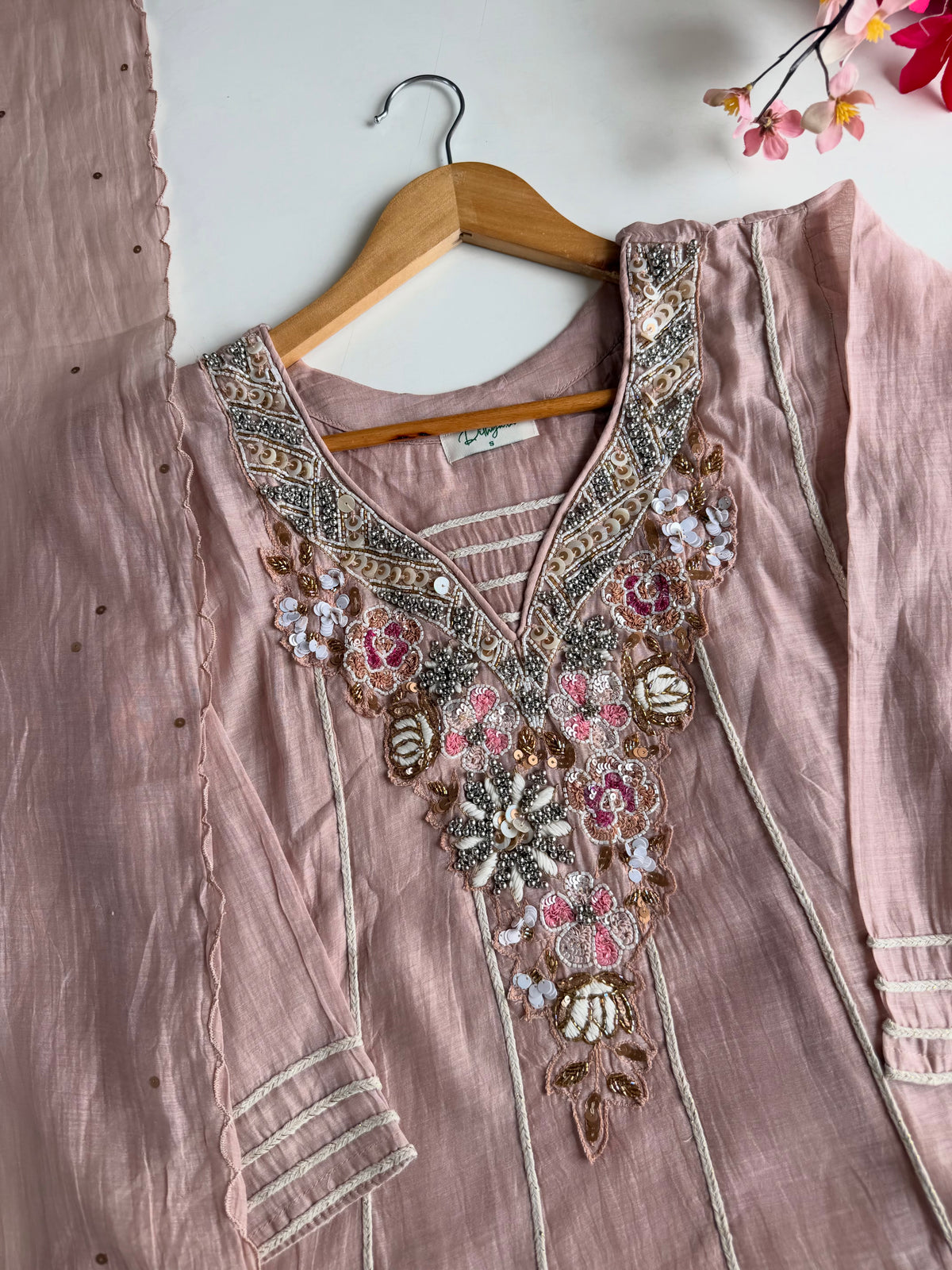 K407 - Mul chanderi handwork short Kurti with divider pants and dupatta