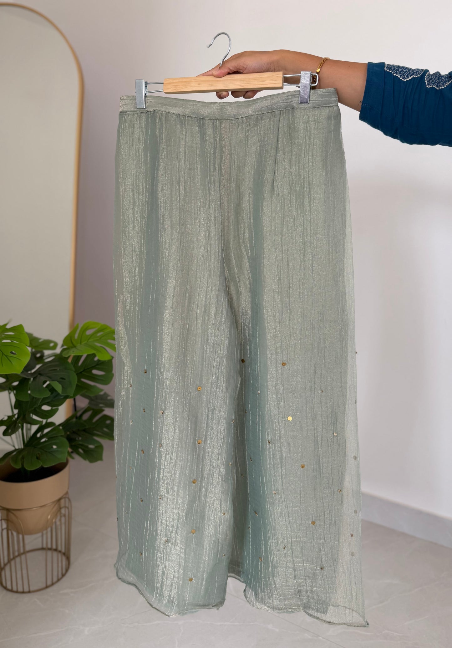 K506 - Salsa tissue silk handwork coord set in 2 colours