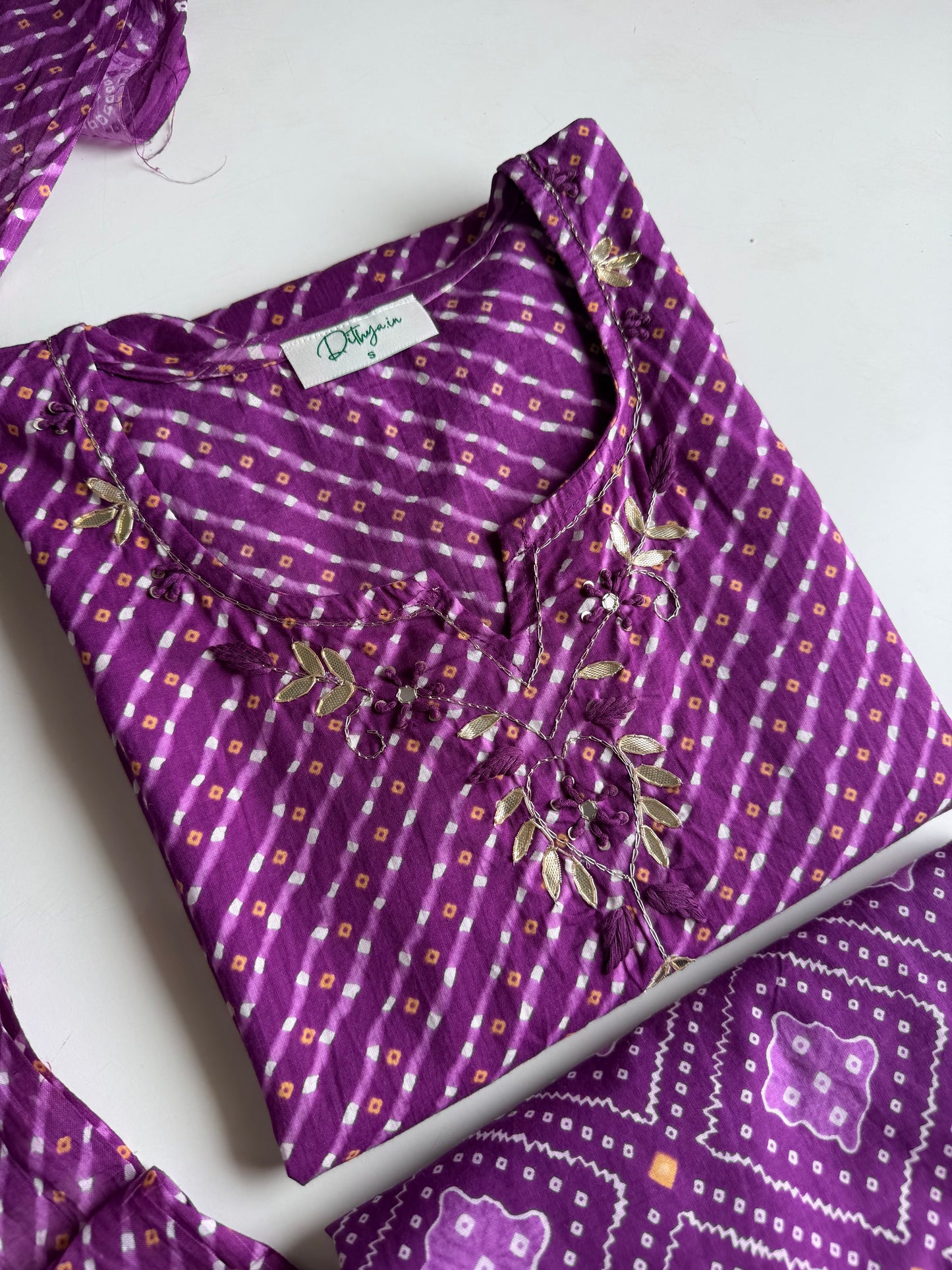 K306 - Mul cotton gota leheriya straight Kurti with pants and dupatta