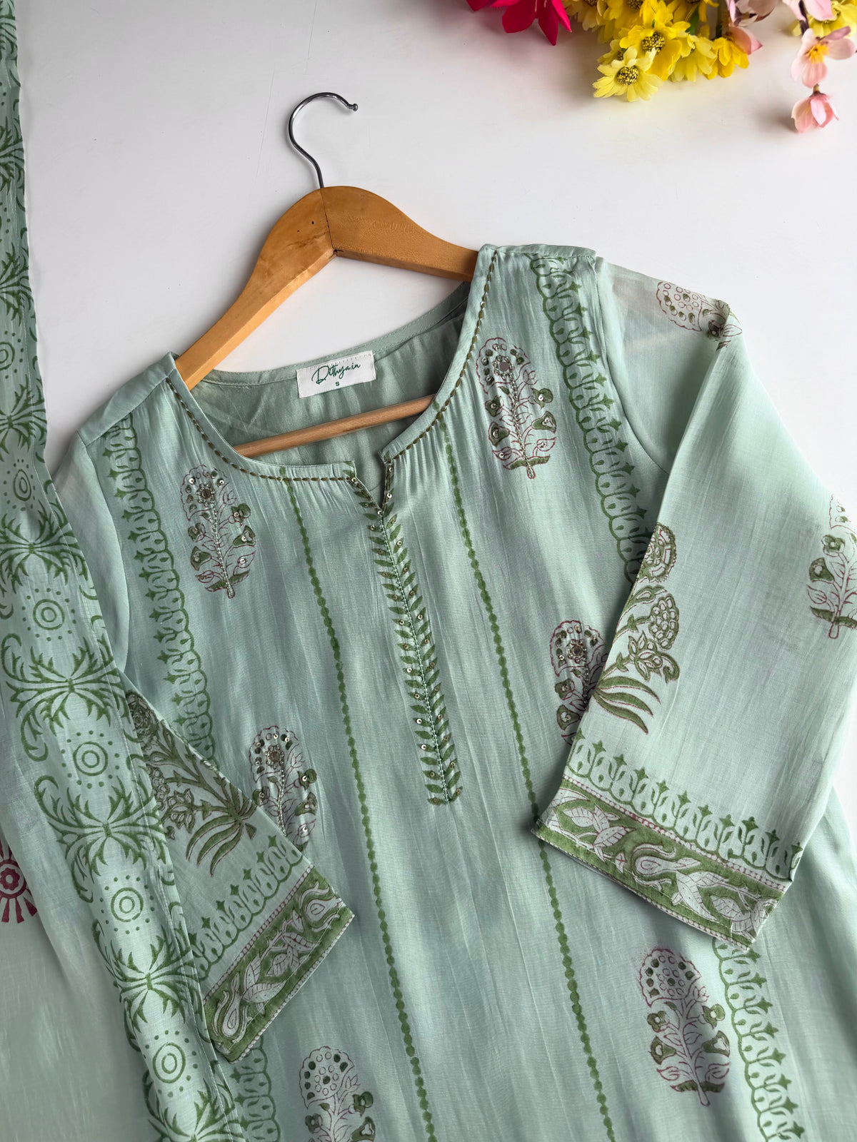 K013 - Surat Mul chanderi handblock straight Kurti with pants and dupatta