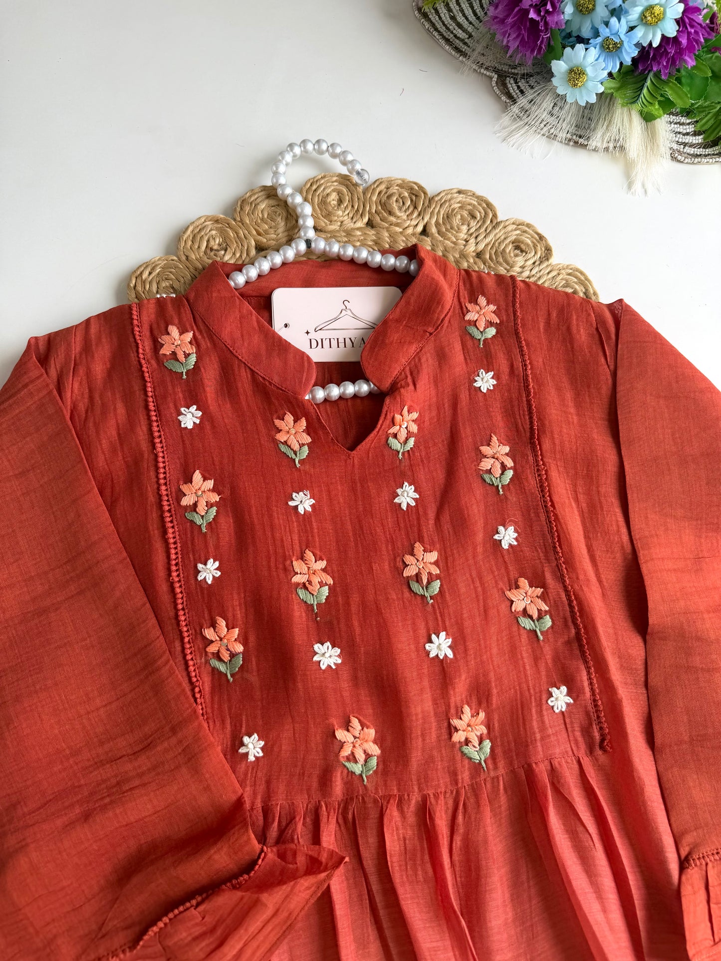 K258 - Mul chanderi embroidered coord set