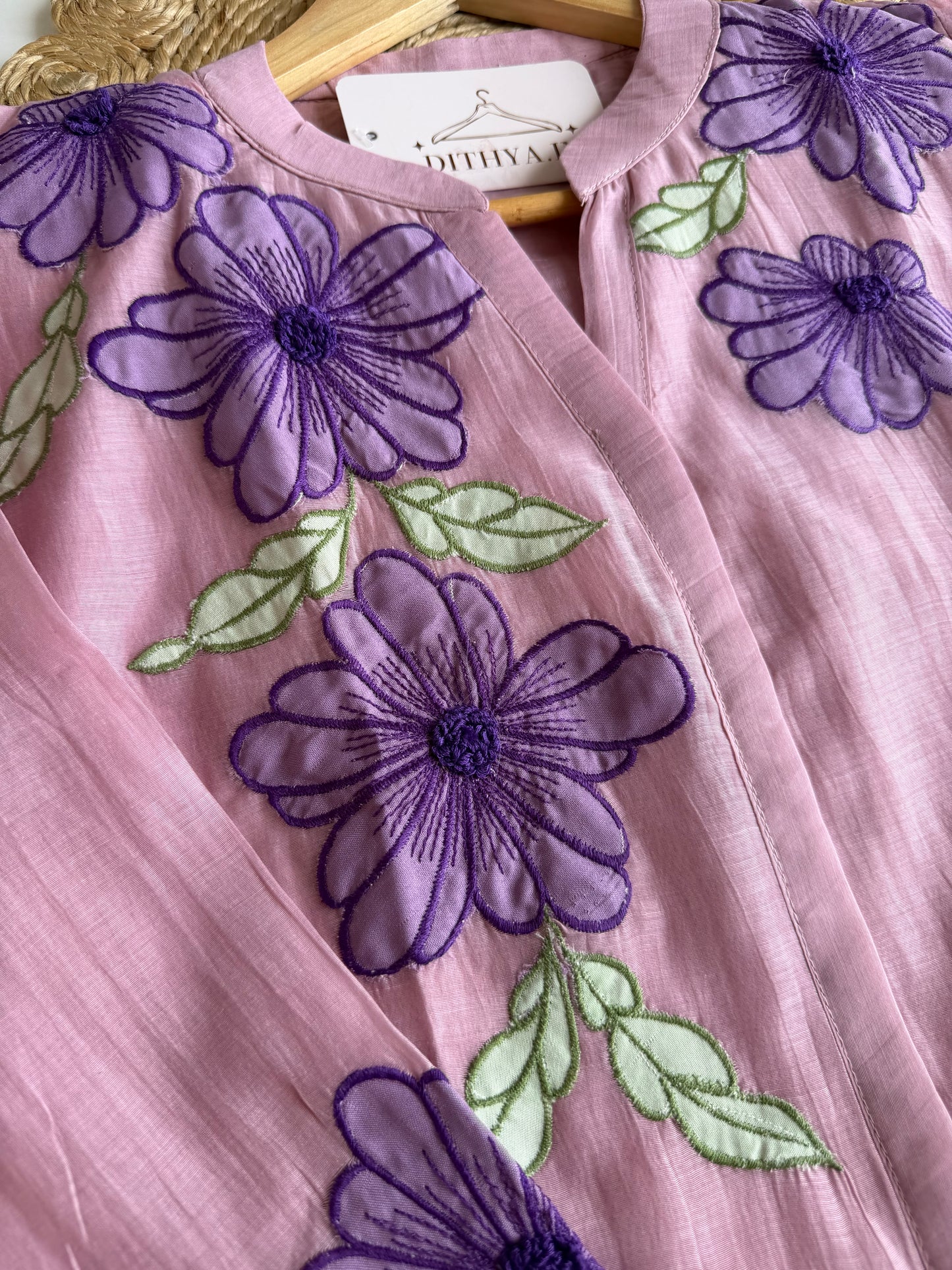 K584 - Mul chanderi embroidered coord set