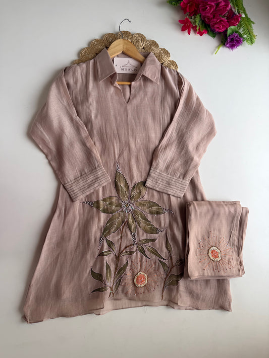 K137 - Mul chanderi embroidered coord set