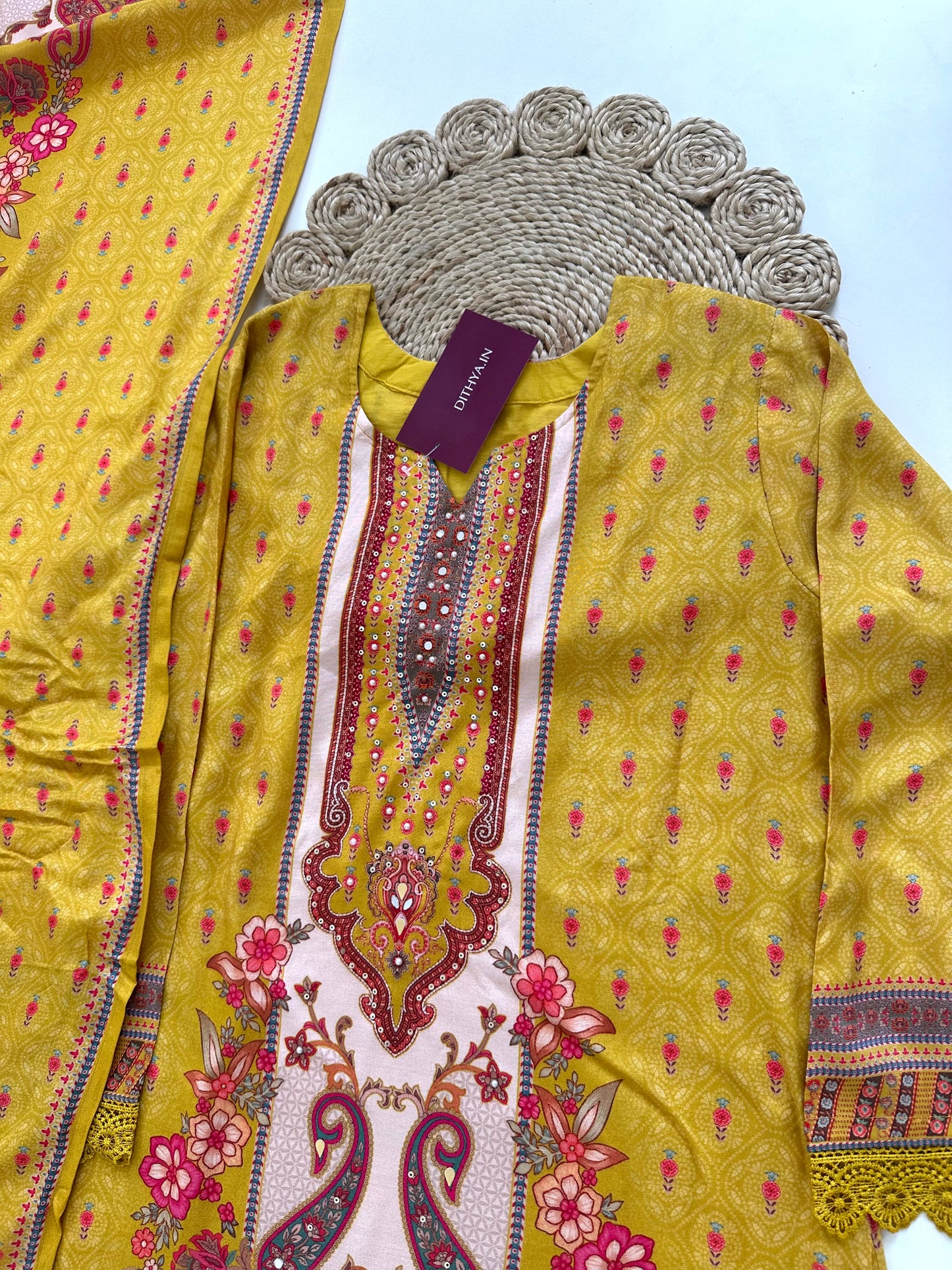 K134 - Muslin Paki print straight kurti with pants and dupatta.