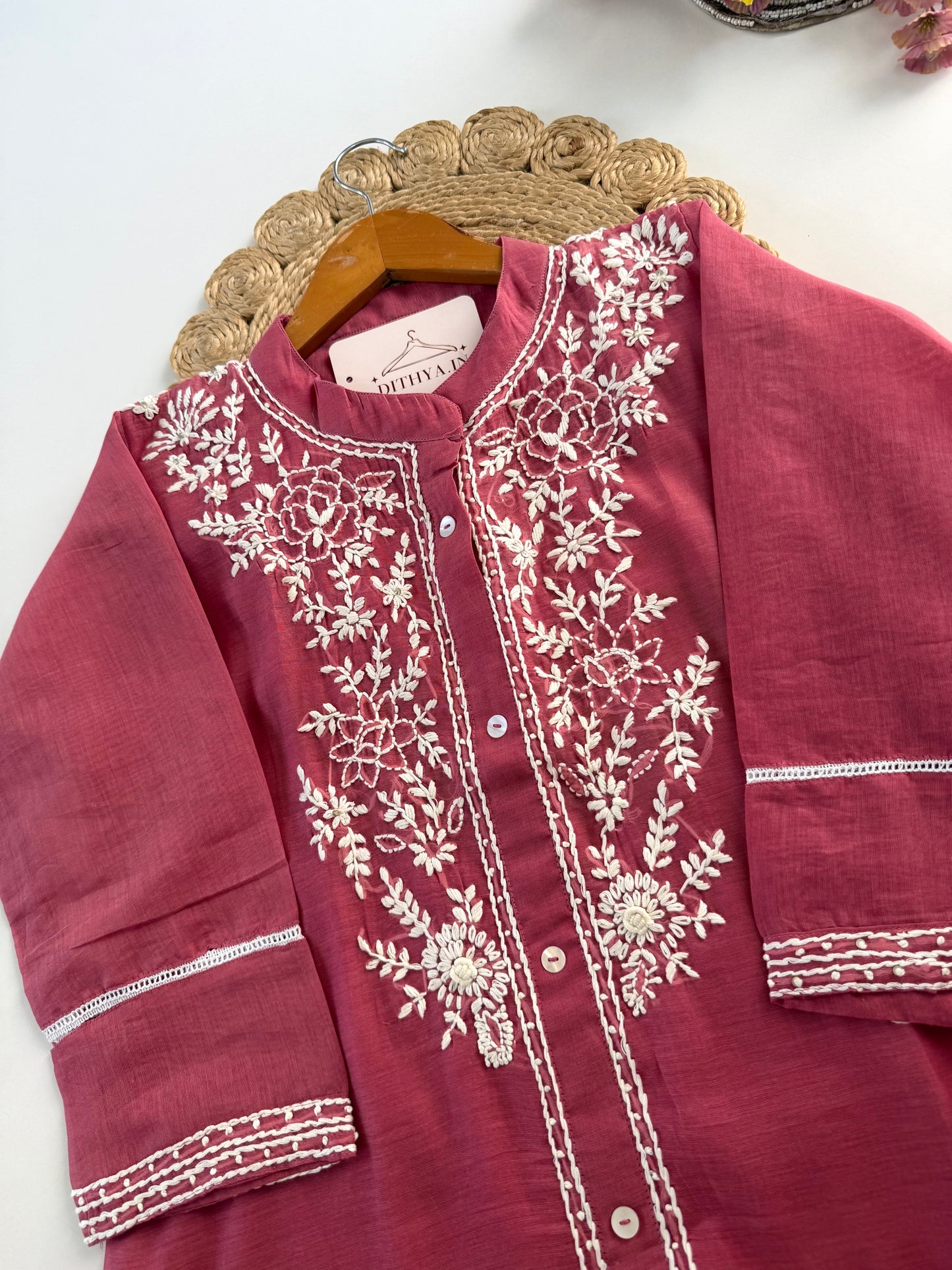 K512 - Mul chanderi embroidered coord set