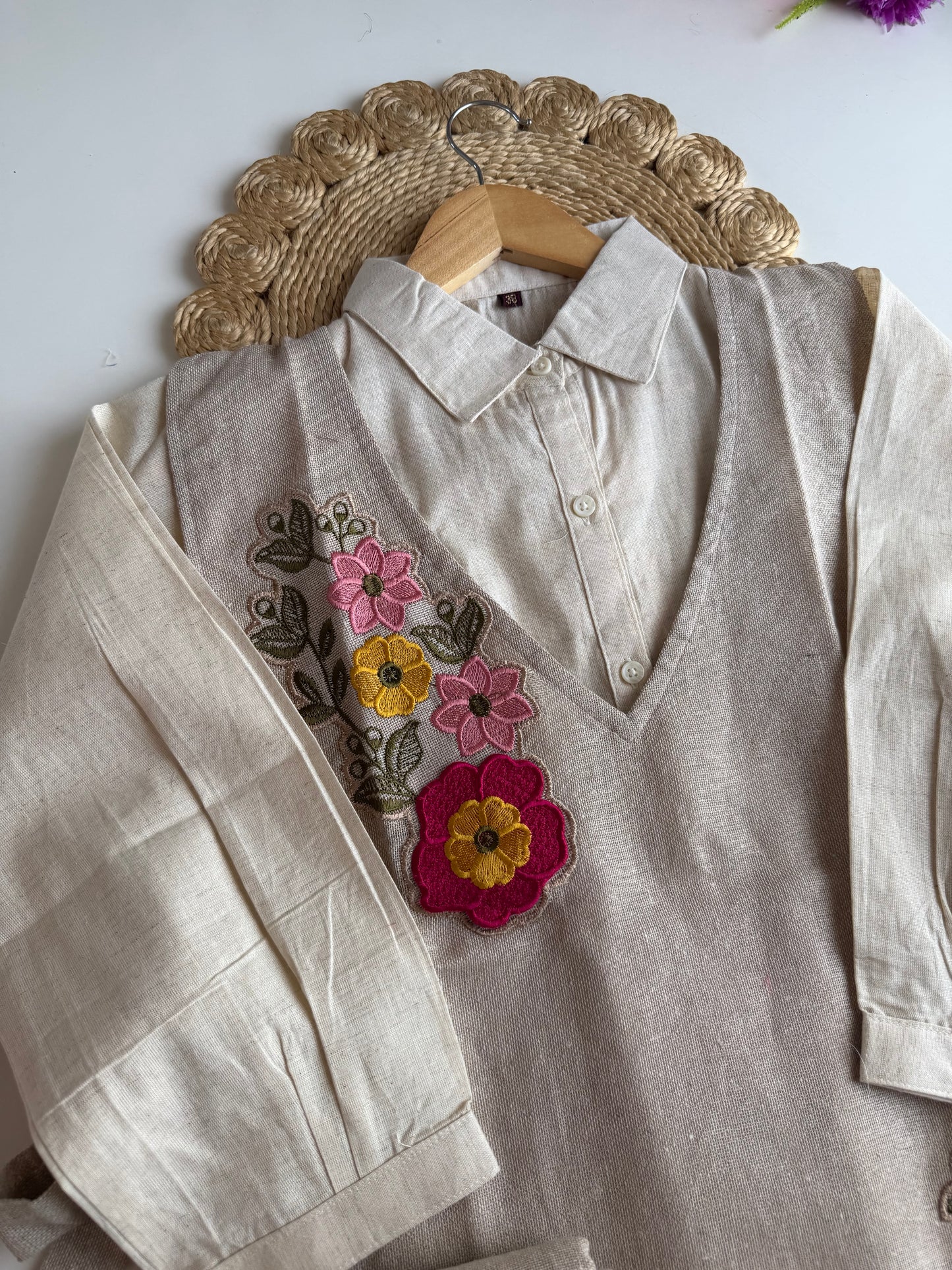 K083 - Jute linen embroidered coord set