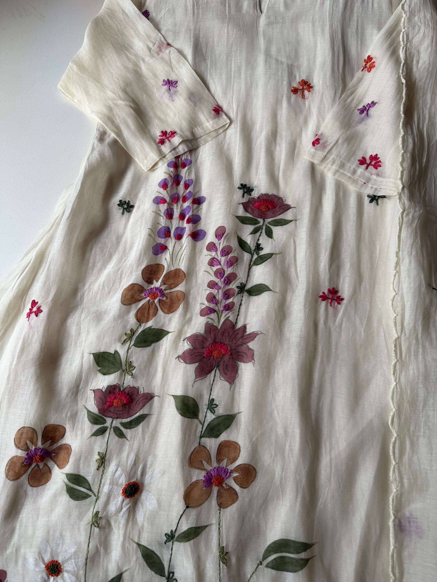 K611 - Mul chanderi embroidered Aline Kurti with pants and dupatta