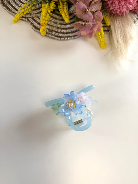 A055 - Korean hair clutch in 2 colours