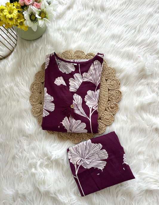 K232 – A-Linien-Kurti aus bedruckter Baumwolle mit Hose