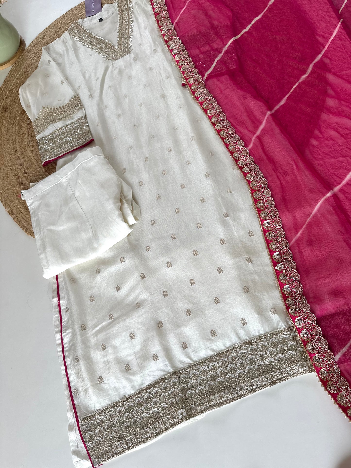 K181 - Jacquard silk Straight kurti with pants and chiffon leheriya dupatta in 2 colours.