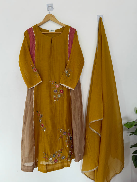 K107 - Mul chanderi floral embroidered Anarkali with pants and dupatta