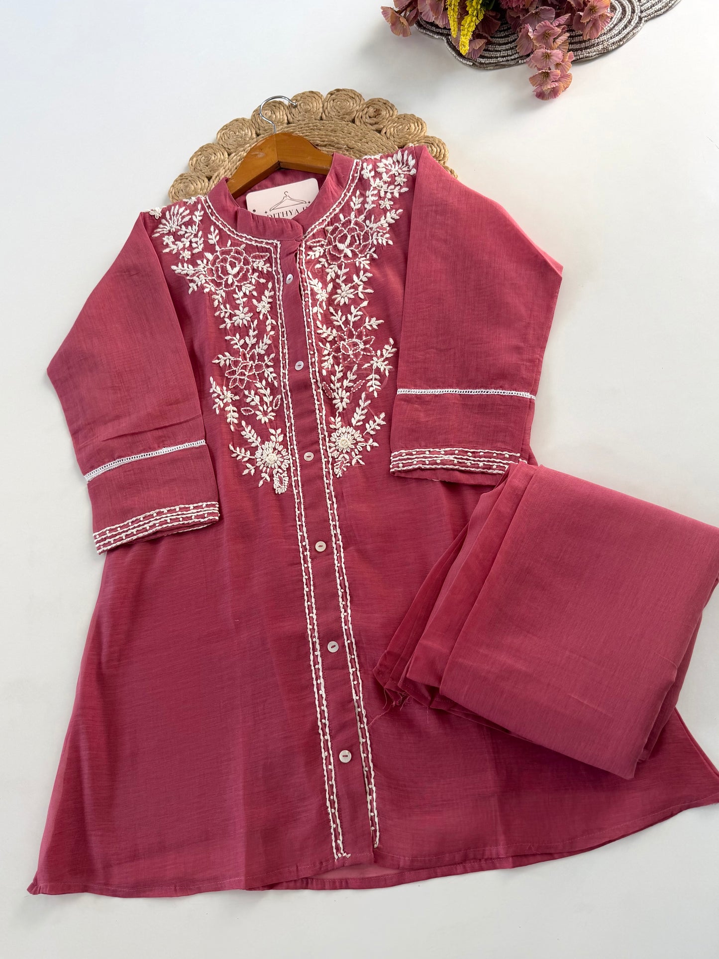 K512 - Mul chanderi embroidered coord set