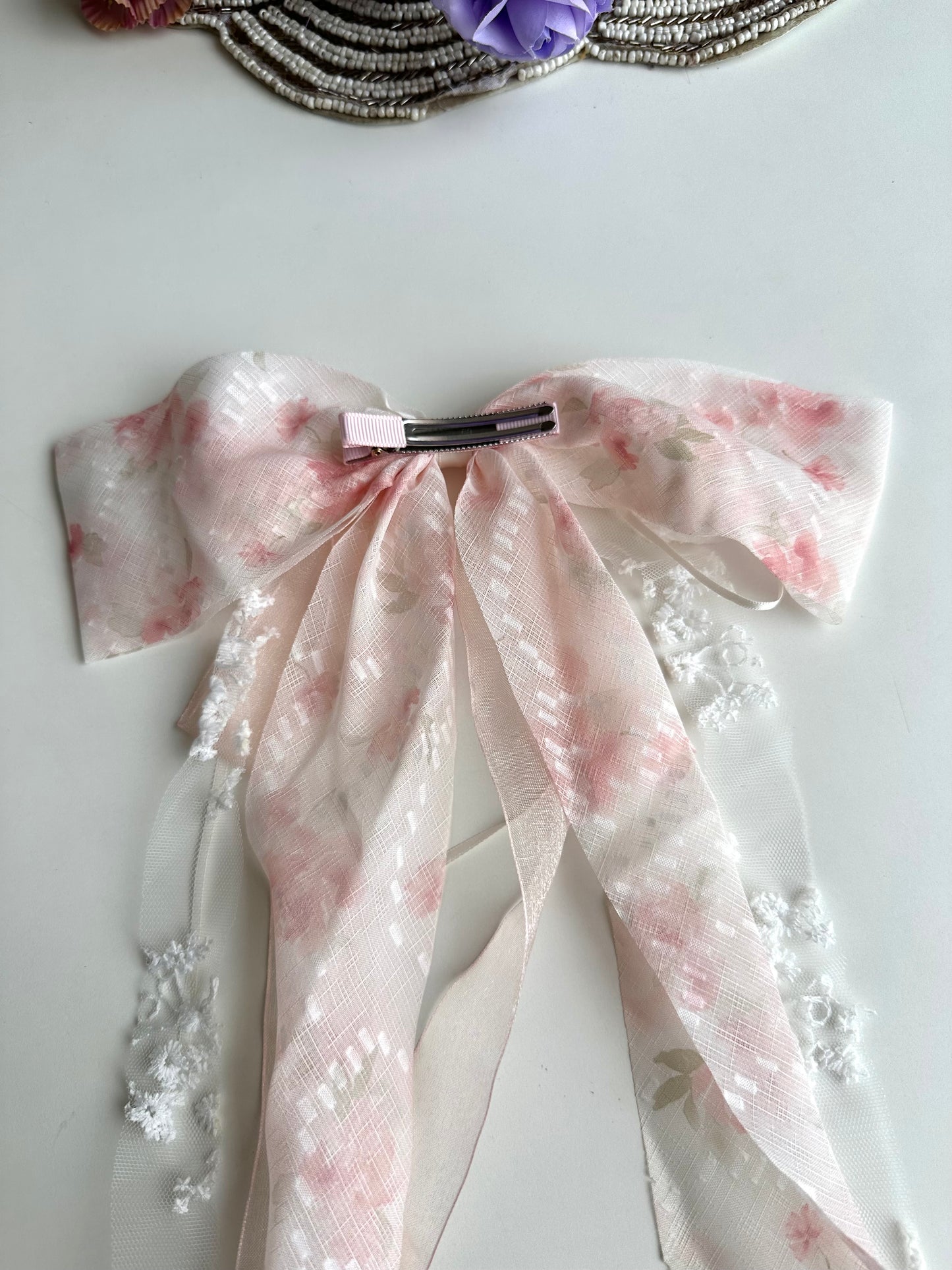 A026 - Floral hair slide ( per piece )
