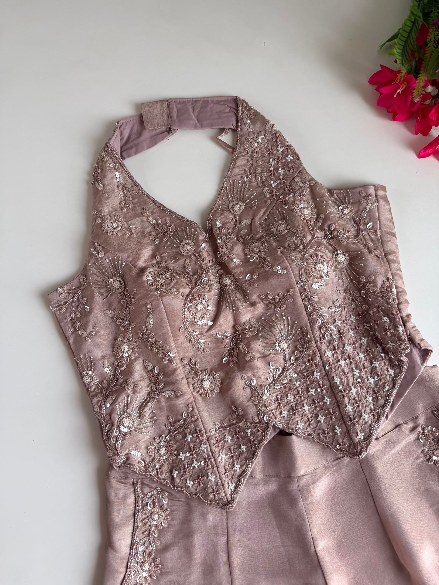 K533 - Tissue silk handwork crop top with divider pants in 3 colours