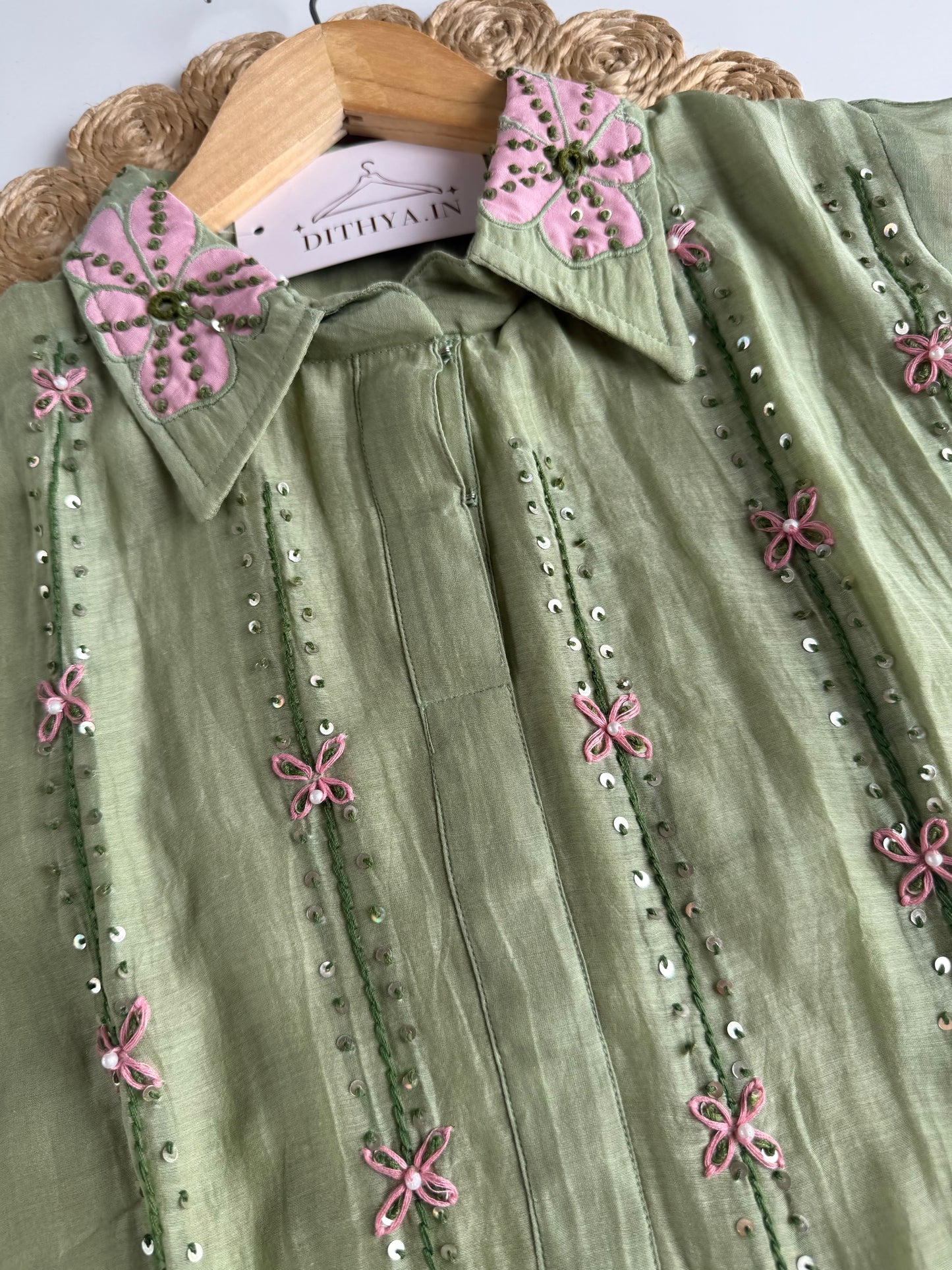K693 - Mul chanderi embroidered coord set