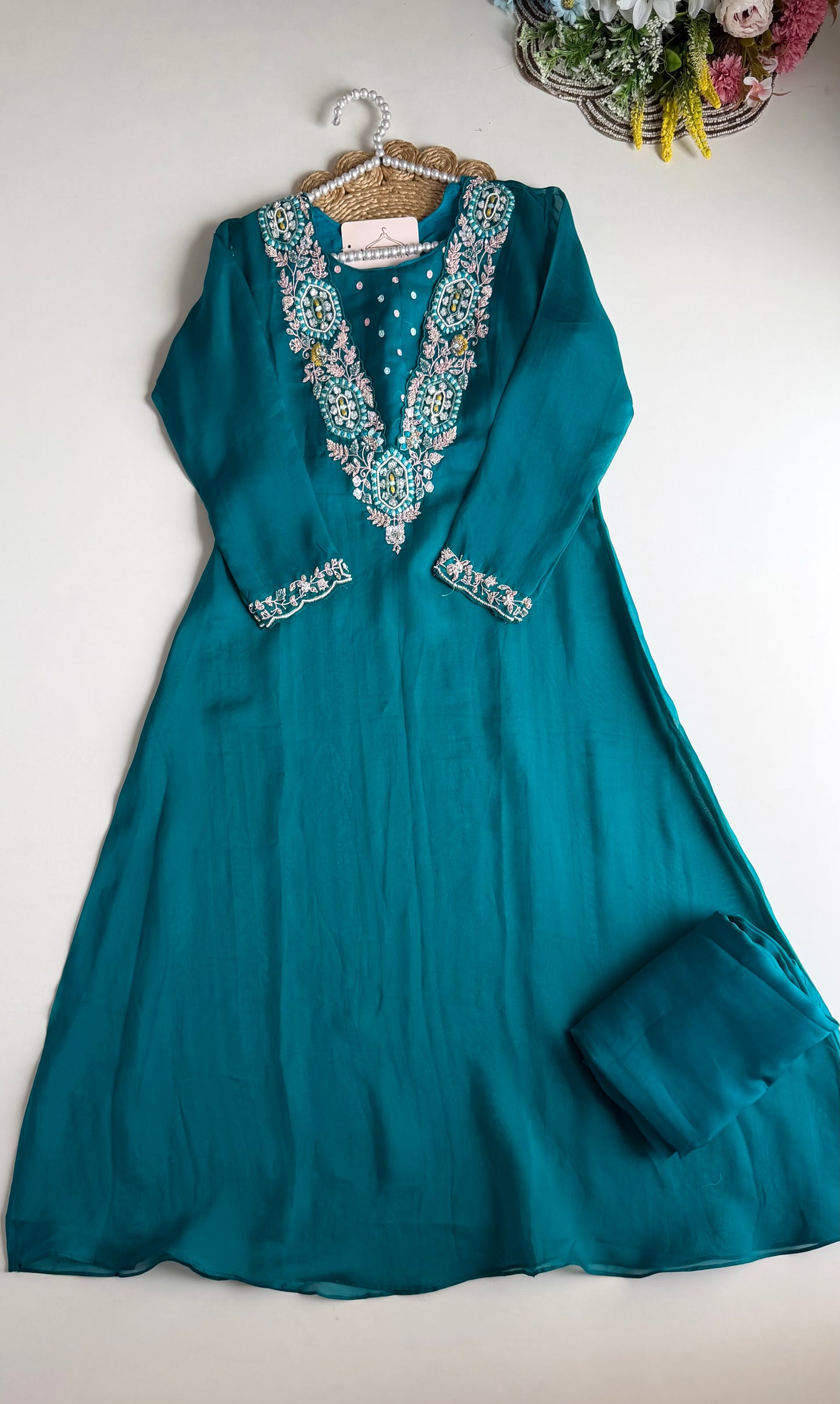 K115 - Georgette handwork Kurti with inner and pants