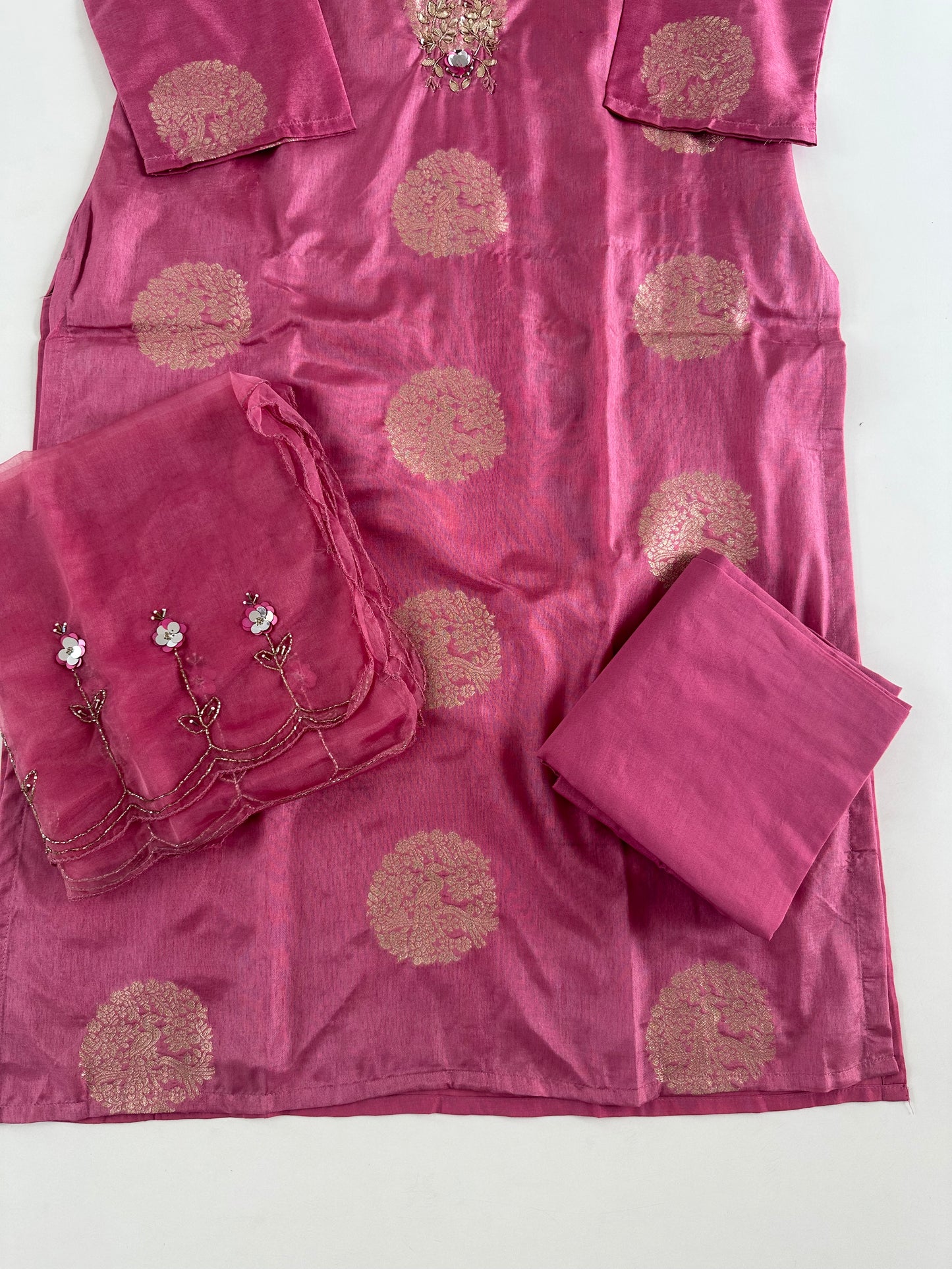 D219 - Dola silk straight kurti with pants and dupatta