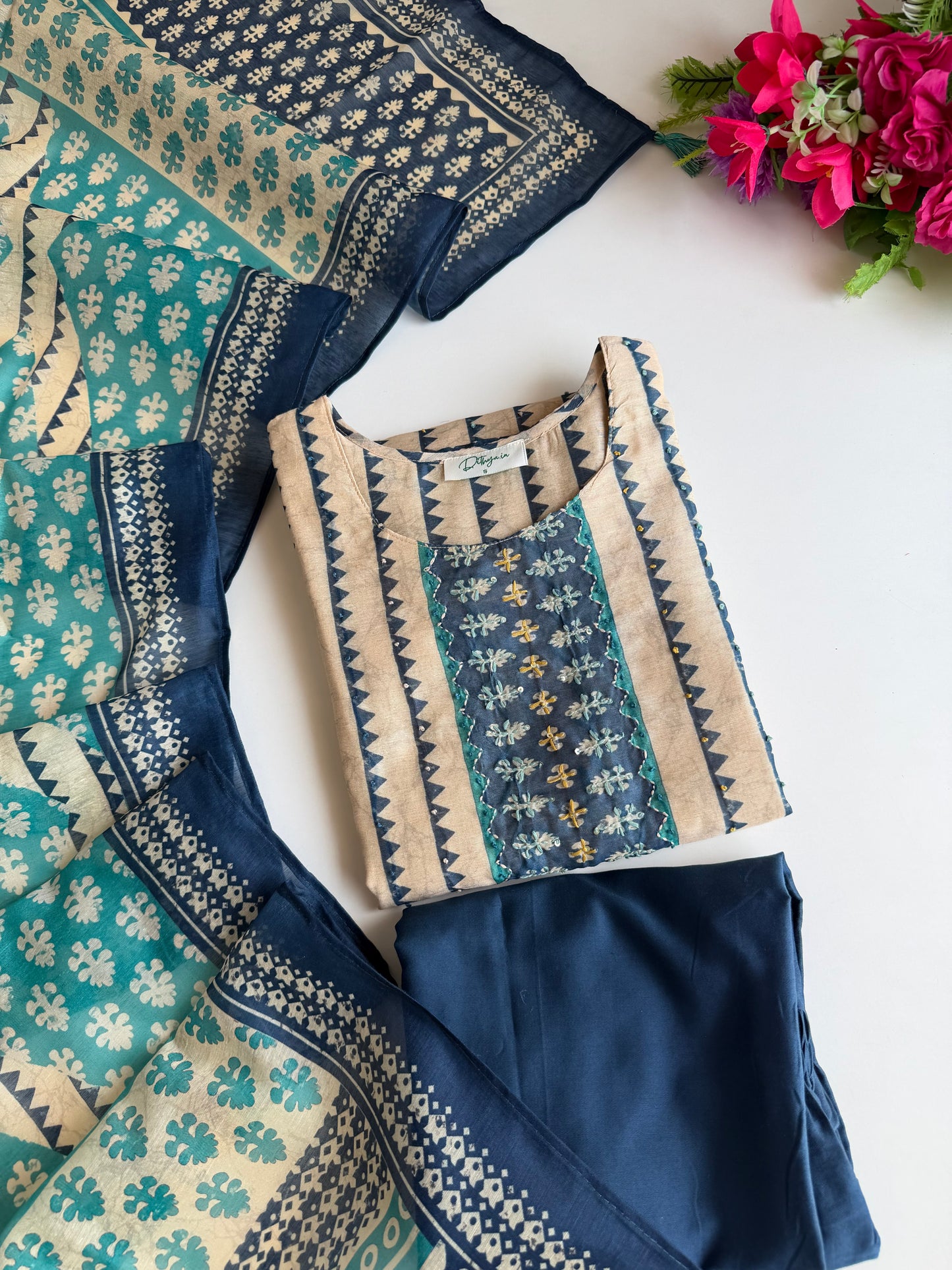 K581 - Chanderi silk katha work straight Kurti with pants and dupatta