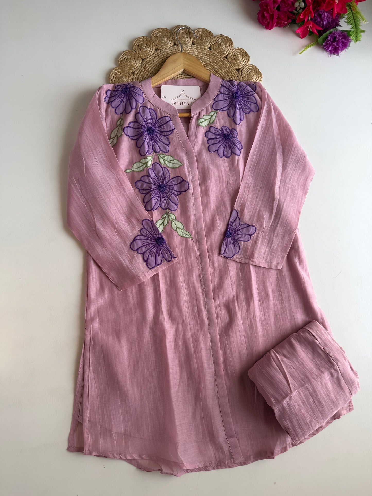 K584 - Mul chanderi embroidered coord set