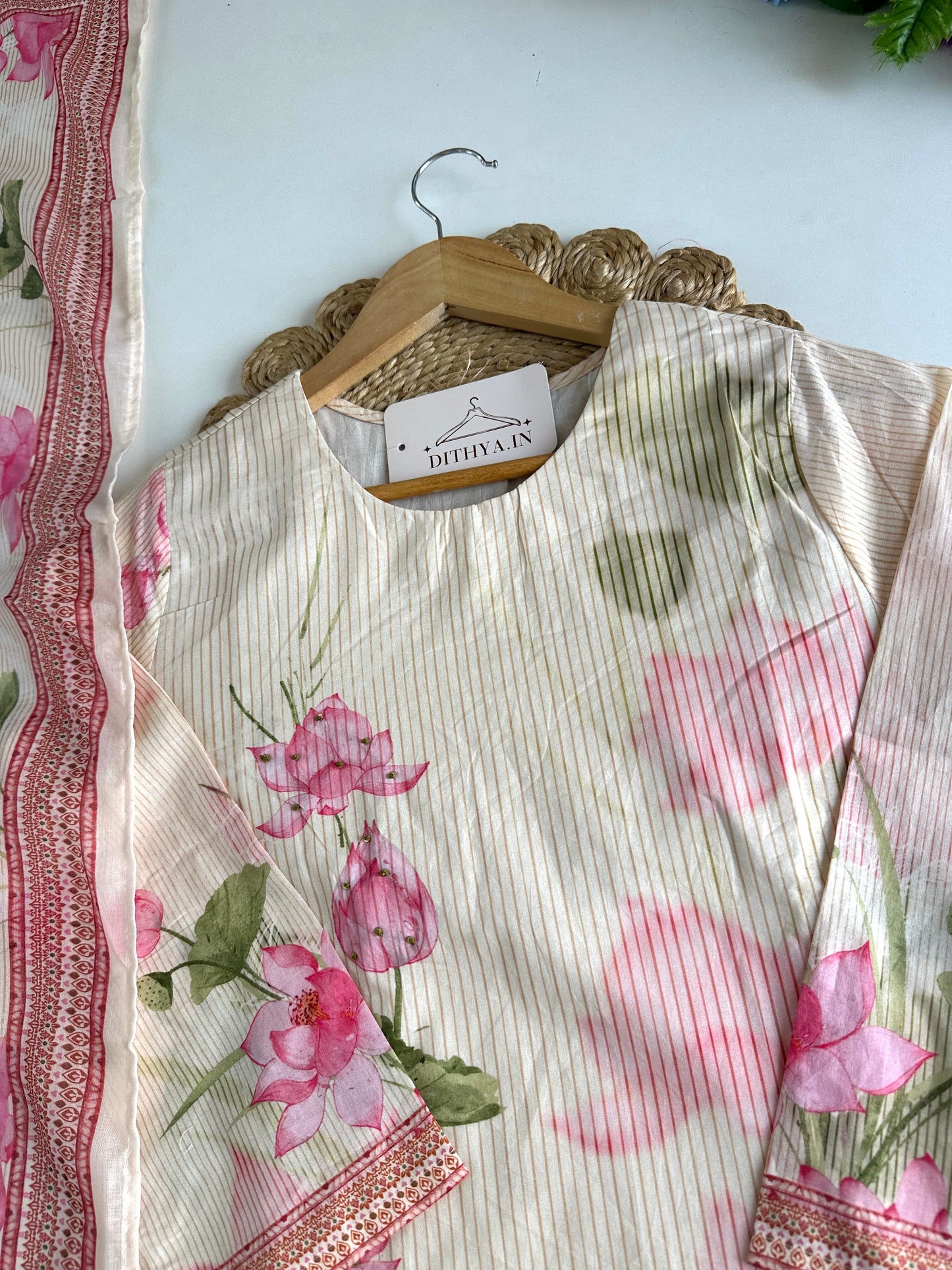 K518 - Mul cotton floral straight Kurti with pants and dupatta