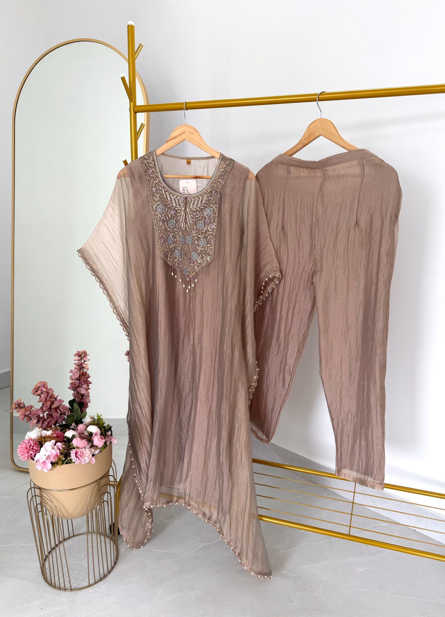 K615 - Tissue silk handwork kaftan with pants