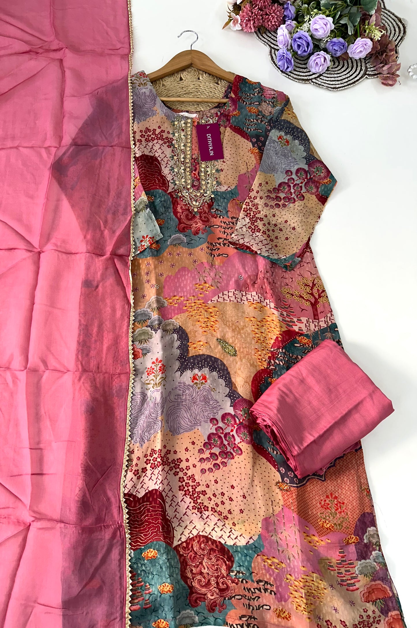 D077 -Muslin silk straight kurti with pants and dupatta