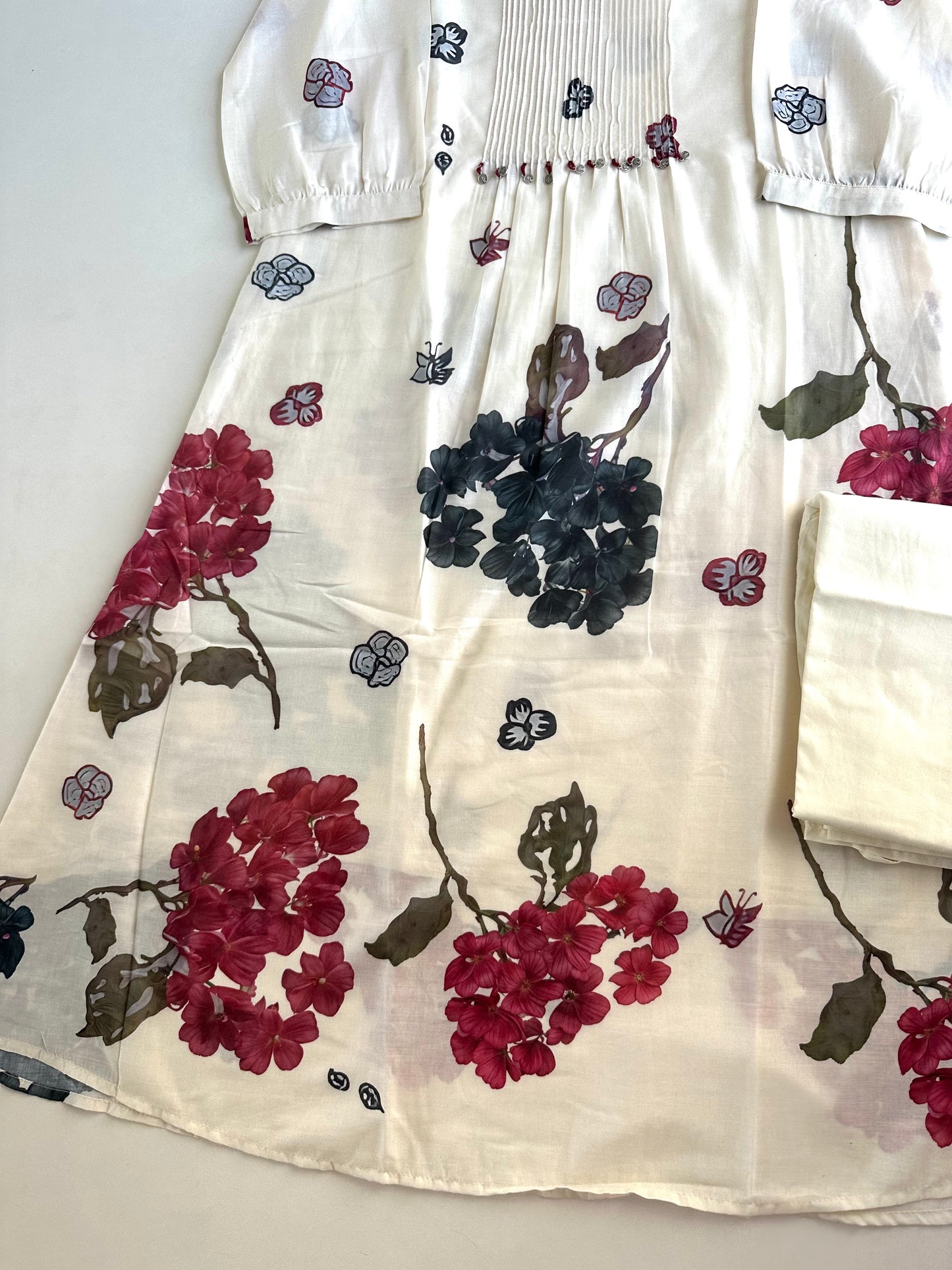K112 - Floral pintex mul cotton Aline Kurti with pants