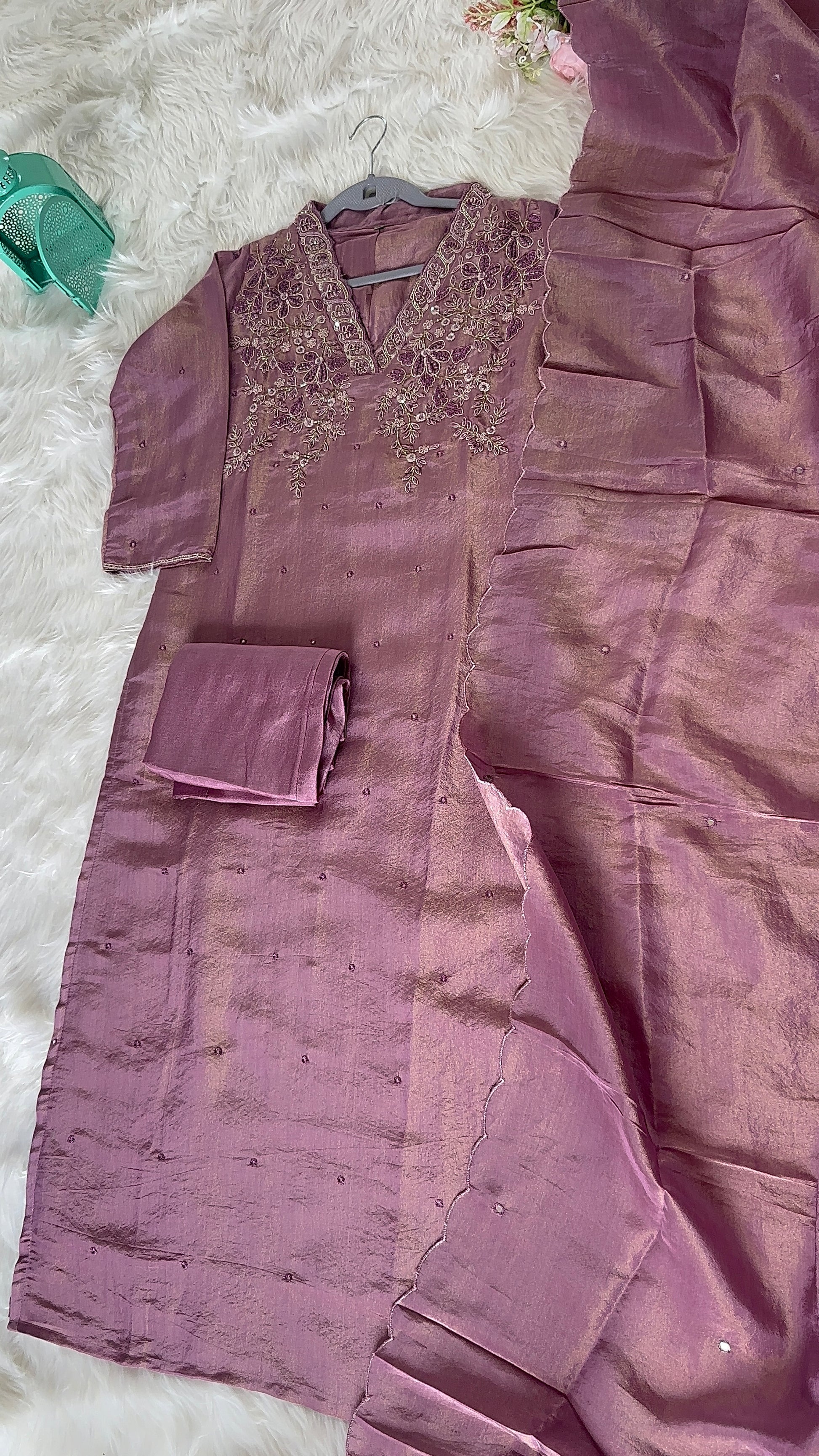 K178 - Tissue silk Kurti with kurti with dupatta - Dithya.in