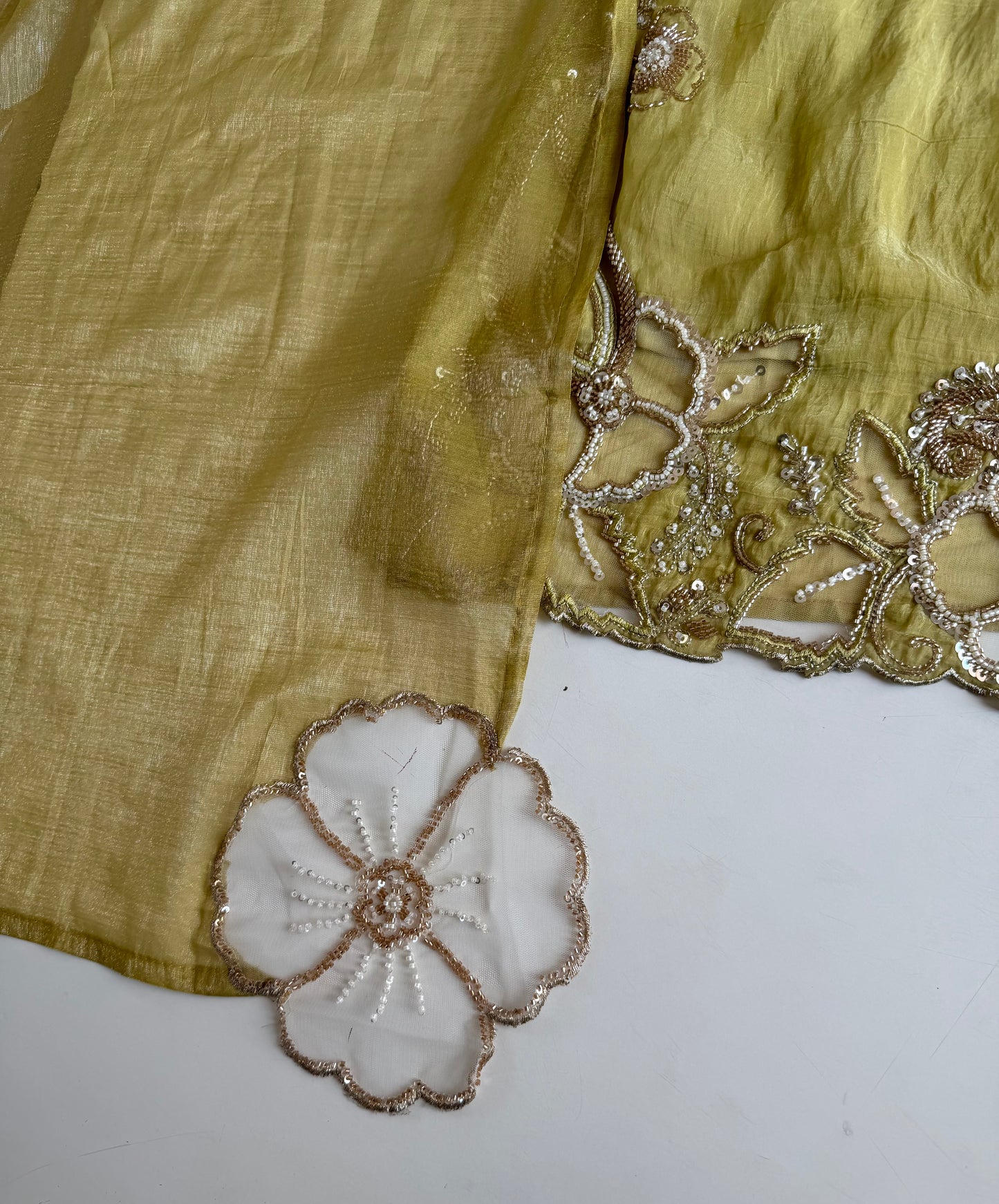 K021 - Crush tissue handwork short Kurti with divider pants and dupatta