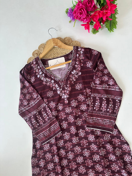 D574-Muslin straight Kurti with pants
