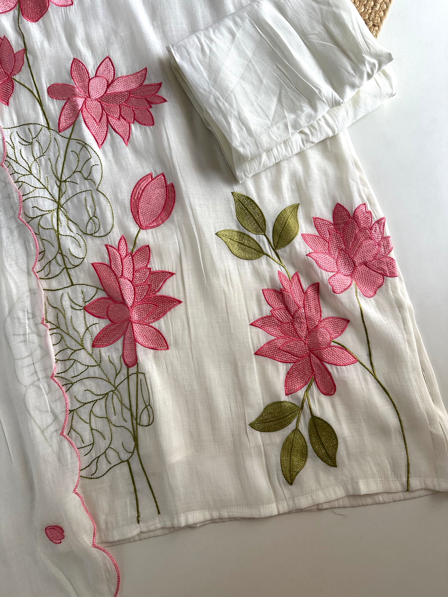 K160 - Muslin embroidered straight Kurti with pants and dupatta